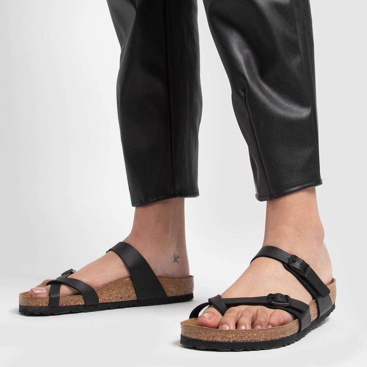 BIRKENSTOCK  Mayari Narrow Fit in Black BIRKENSTOCK  Mayari Narrow Fit in Black
