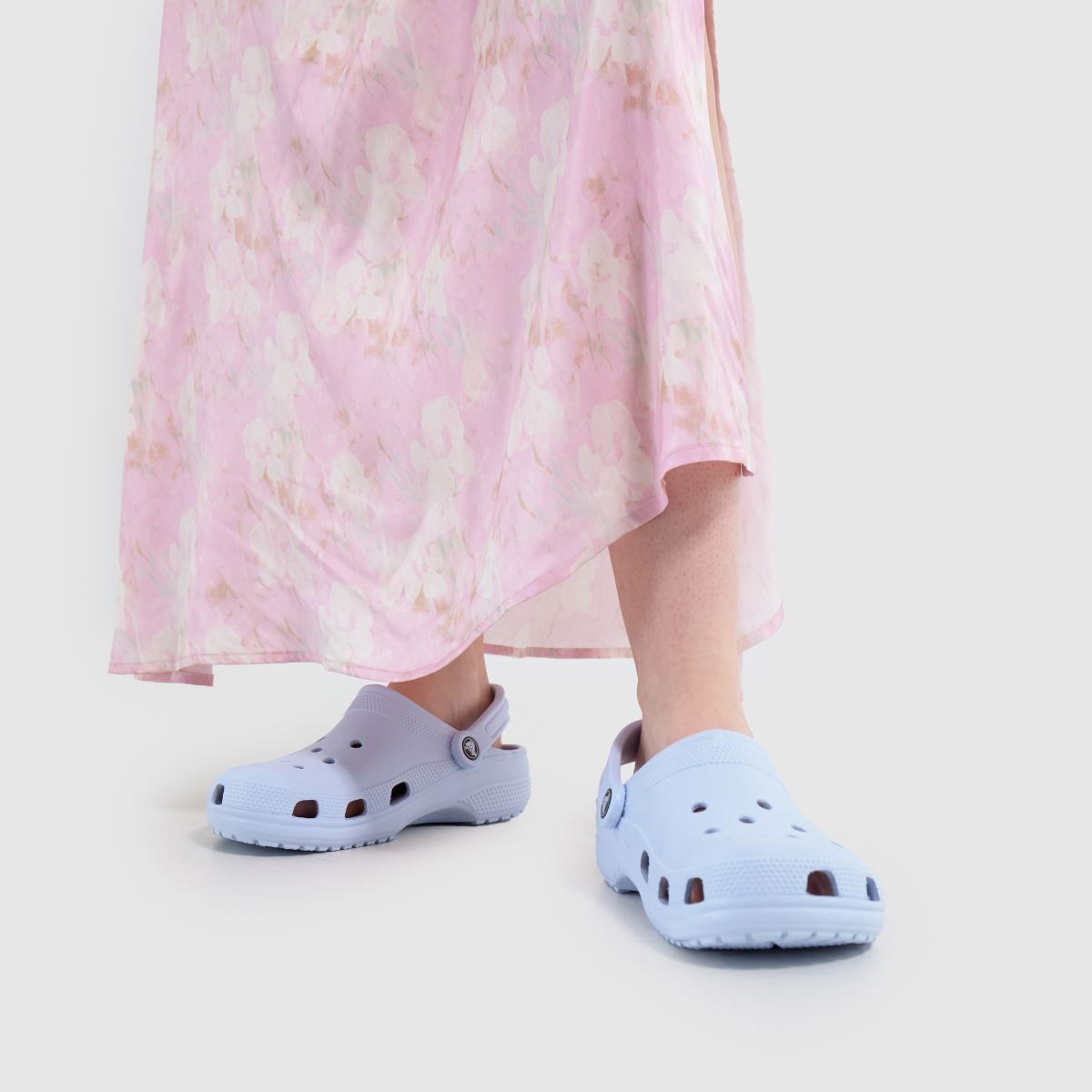 Crocs  Classic Clog in Pale Blue Crocs  Classic Clog in Pale Blue