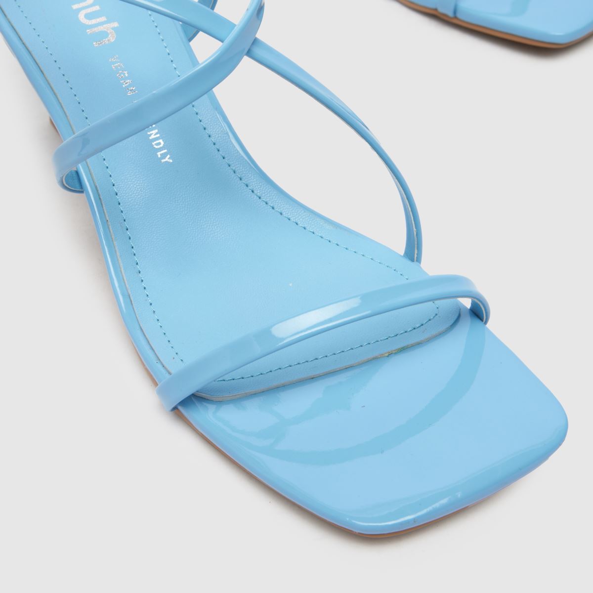 schuh  Serenity Strappy Kitten in Blue schuh  Serenity Strappy Kitten in Blue