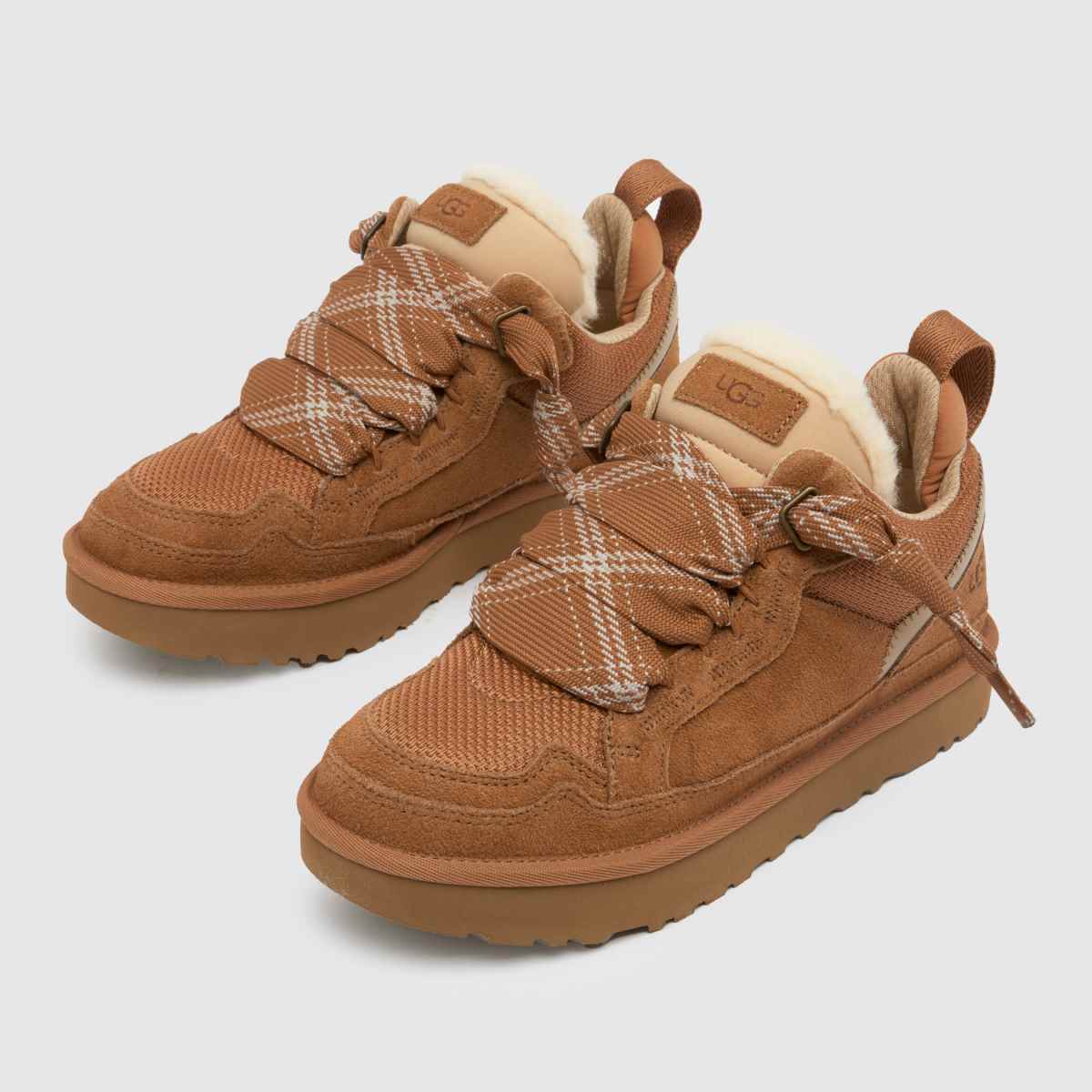 UGG  Lowmel in Chestnut UGG  Lowmel in Chestnut