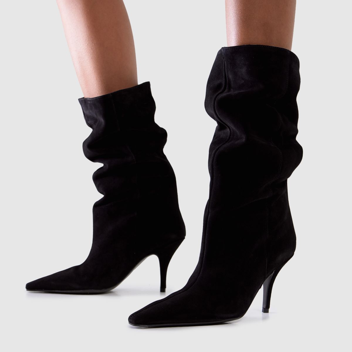 schuh  Dakira Suede Slouch Calf in Black schuh  Dakira Suede Slouch Calf in Black
