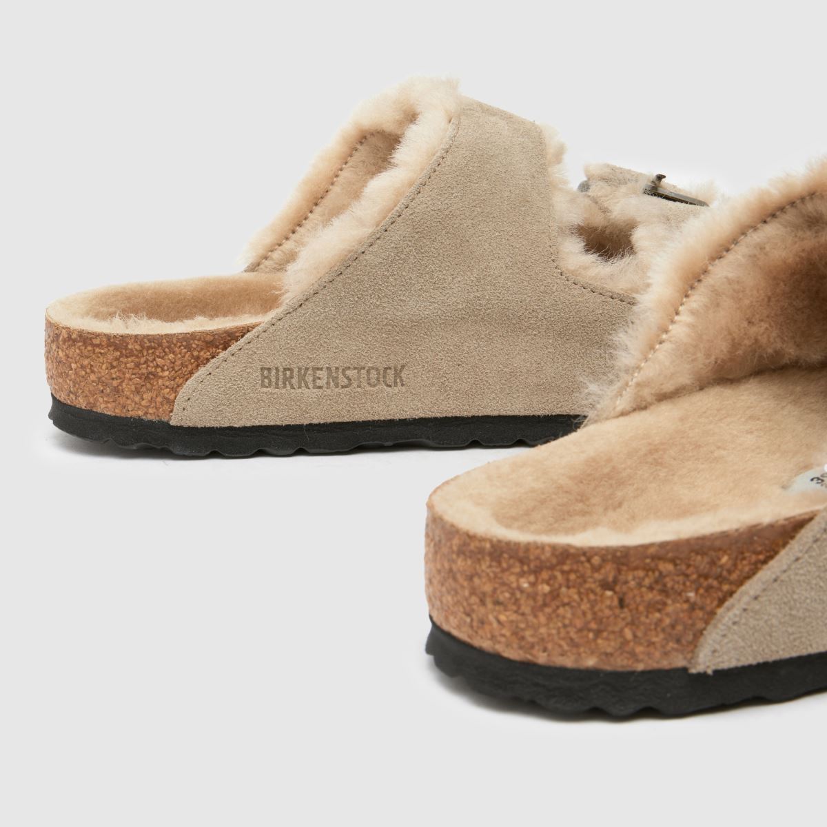 BIRKENSTOCK  Arizona Shearling in Taupe BIRKENSTOCK  Arizona Shearling in Taupe