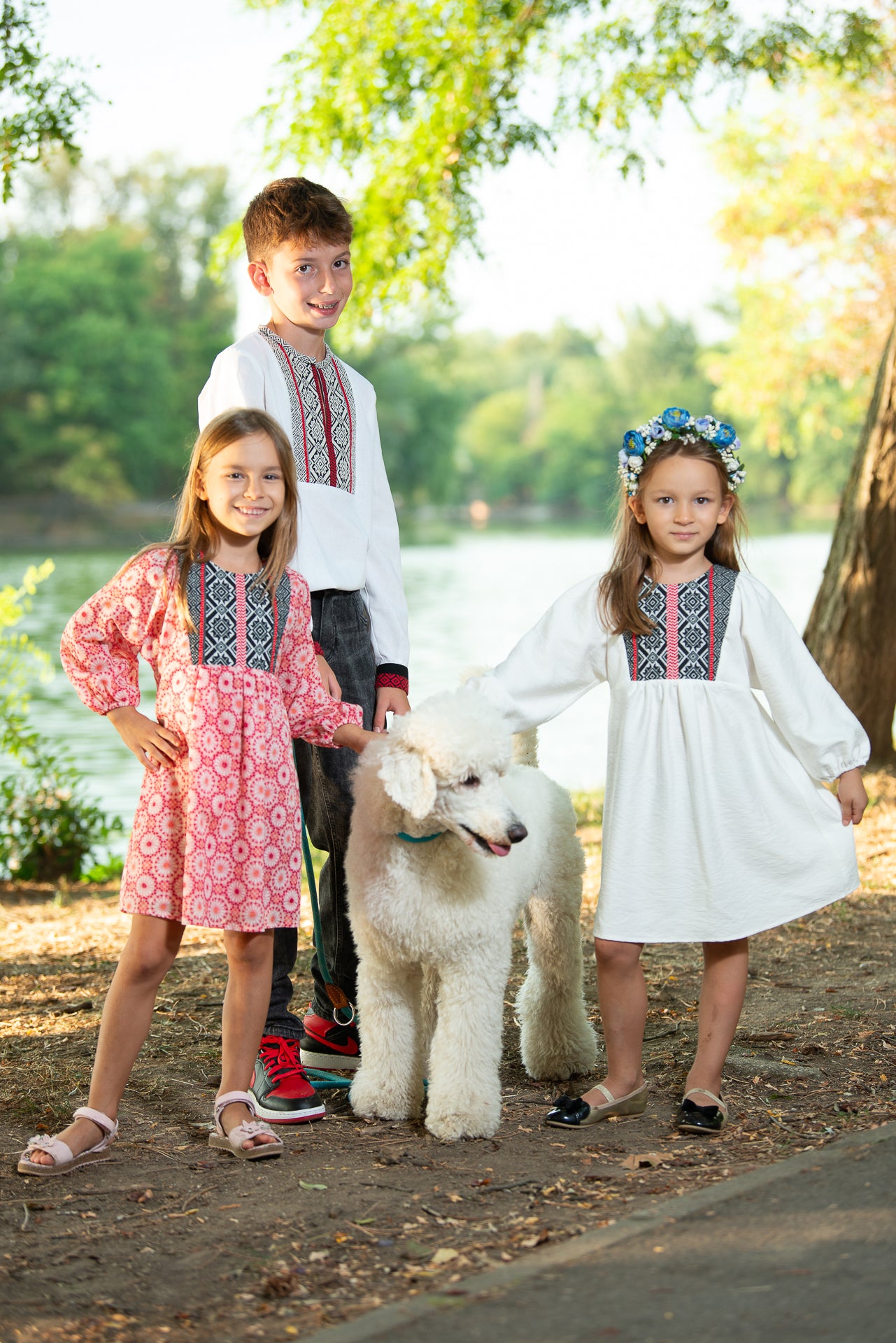 Rochita traditionala fetite Roata Norocului 8 - 15 ani