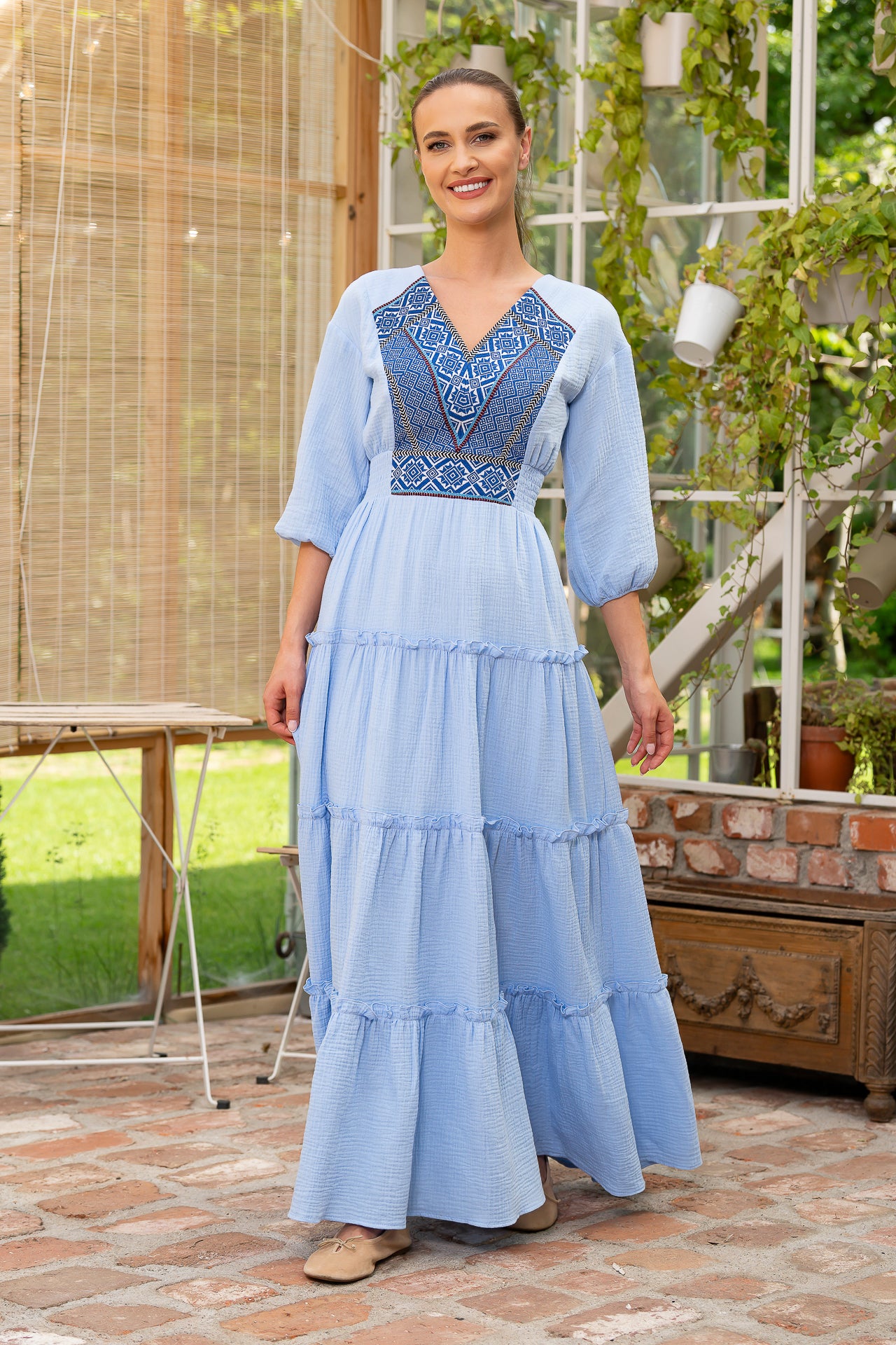 Rochia bleu din pânză topită cu jacquard țesut Alvina