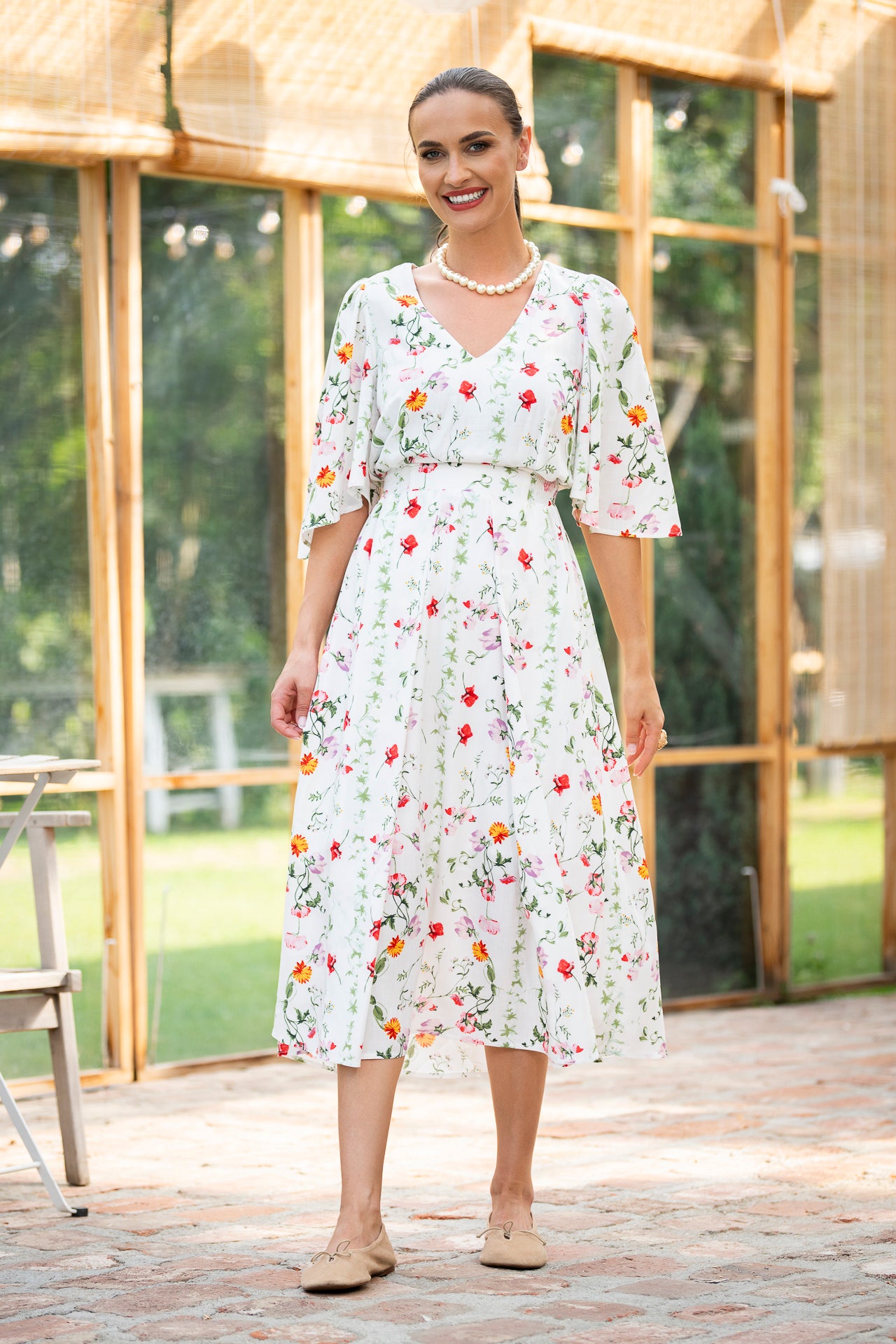 Rochia midi din viscoza alba cu flori Ana