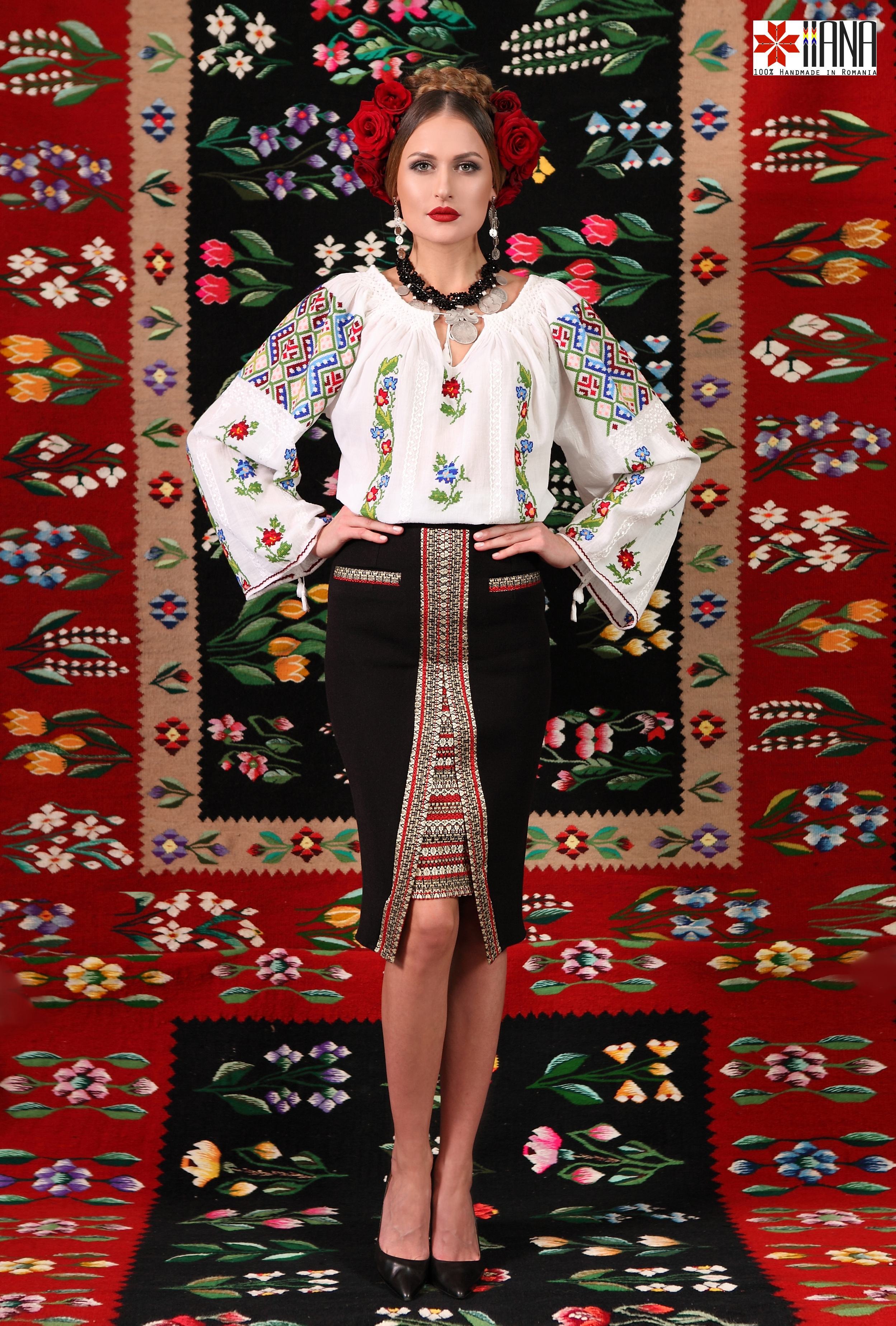 Ie Traditionala Romaneasca Maneca Lunga Motivul Geometric Floral