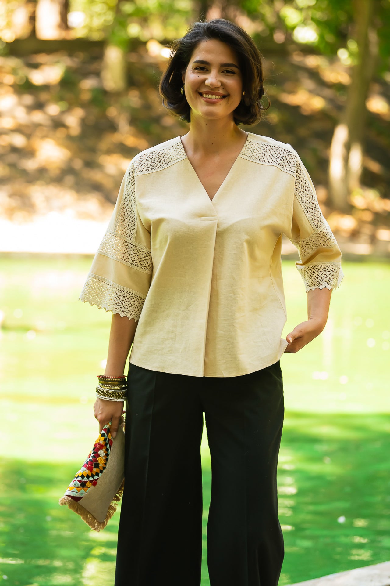 Bluza chimono crem cu dantela traditionala