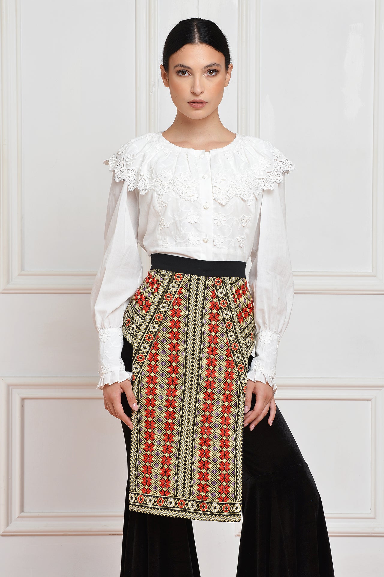 Fota Stilizata Argeseanca