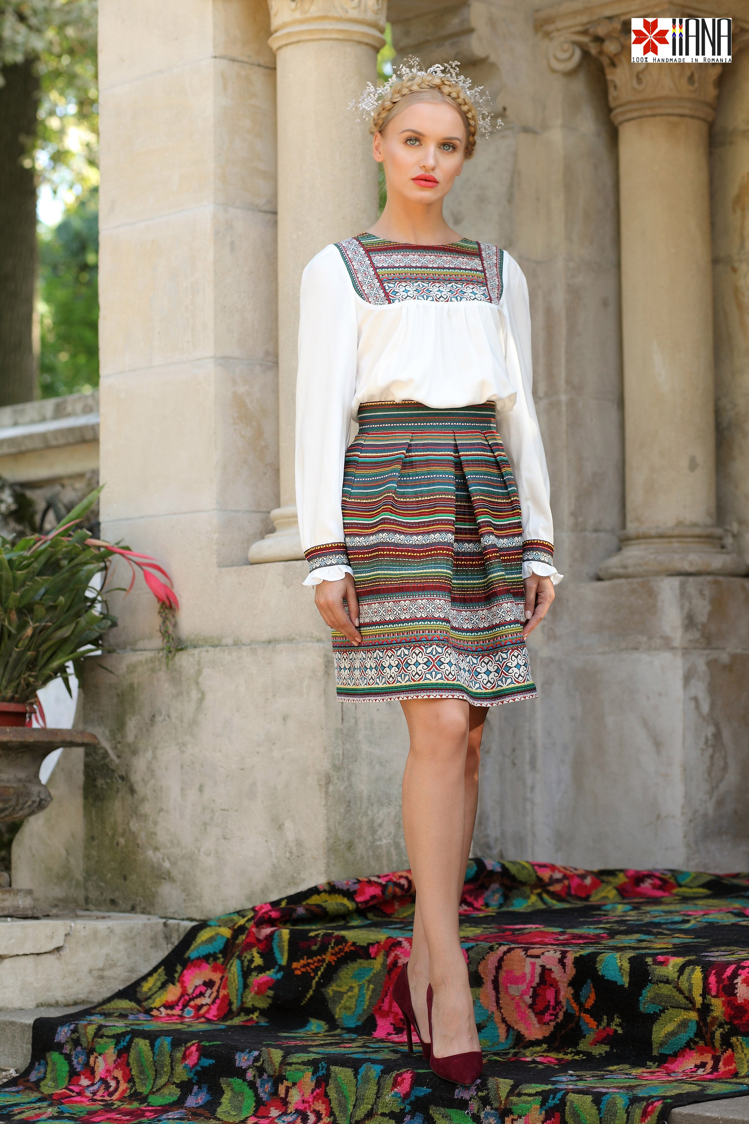 Fusta Populara de Hora din Brocart de Matase cu Talie Medie si Motive Traditionale