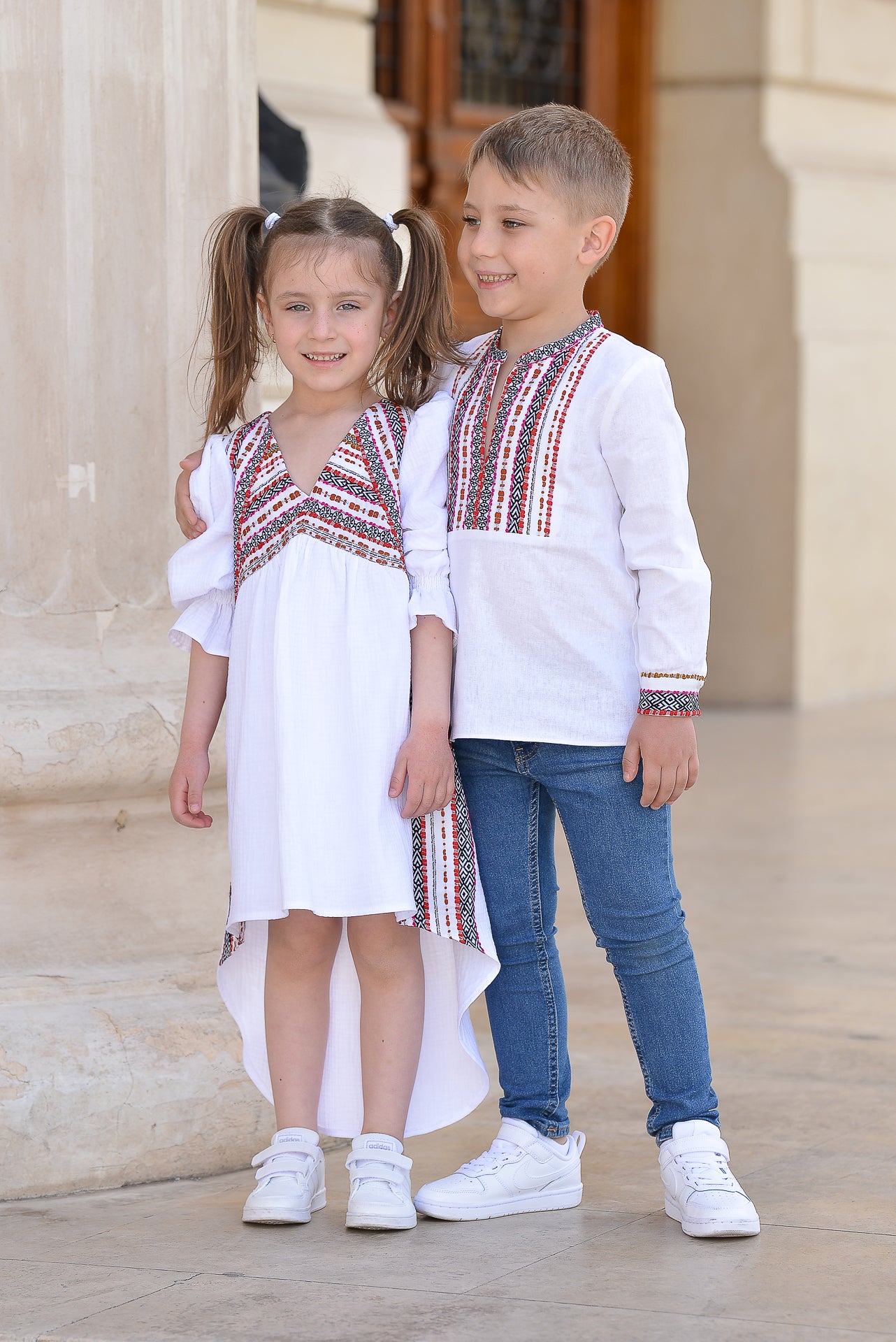 Rochita traditionala fetite Alba Agata 9 luni - 7 ani