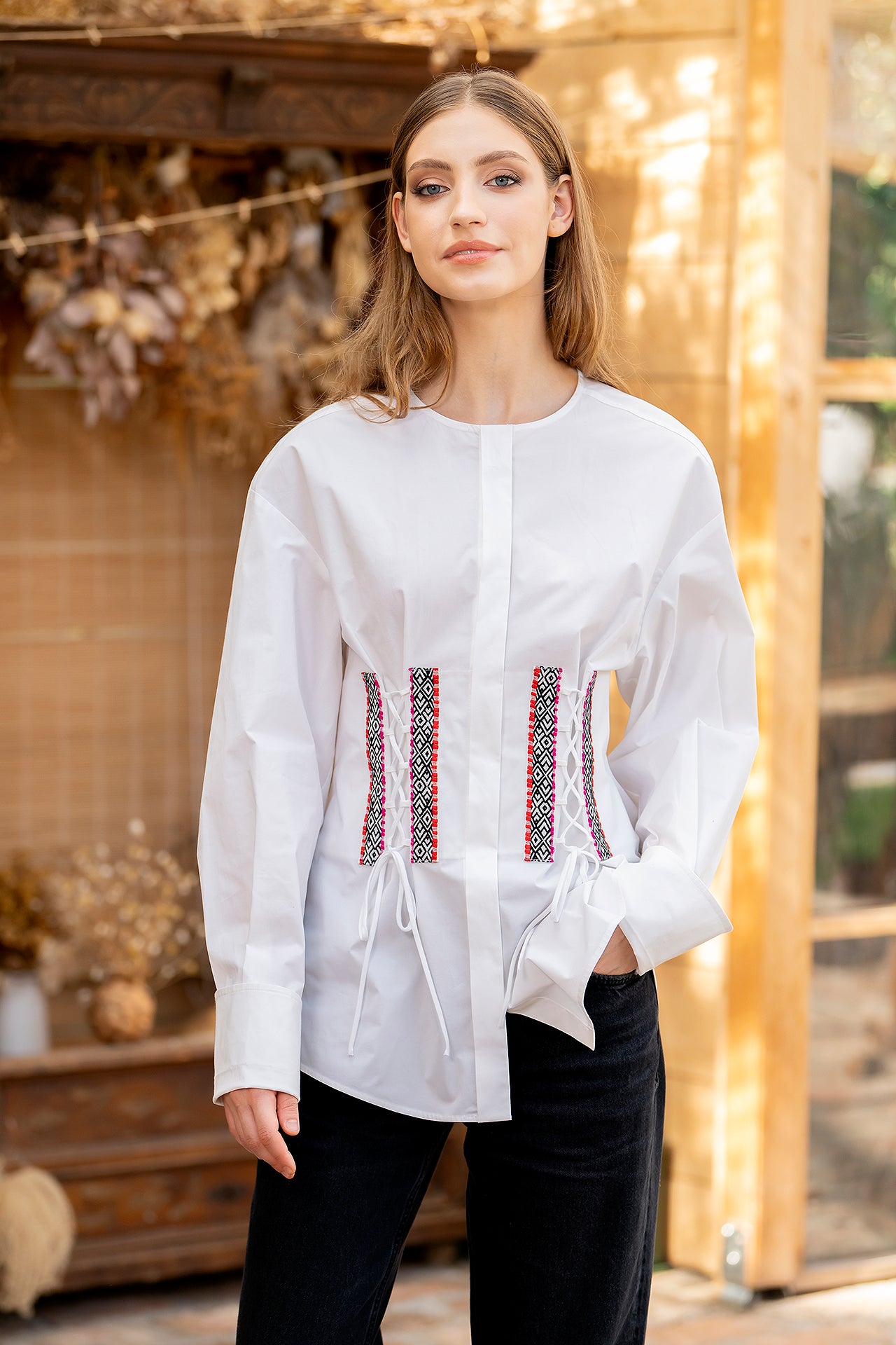 Cămașa modernă Nora