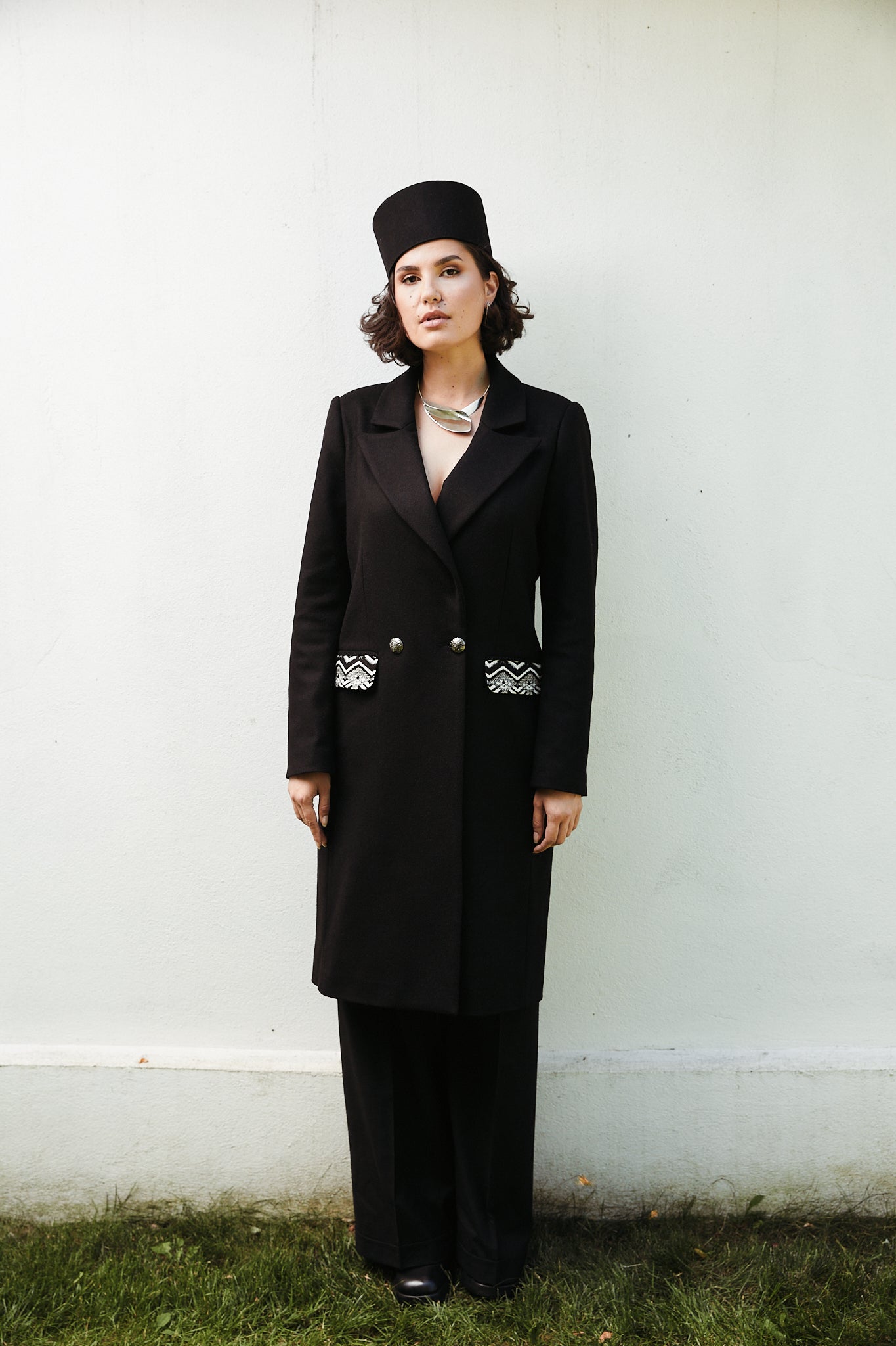 Pardesiu din stofa de lana Coloana Infinitului