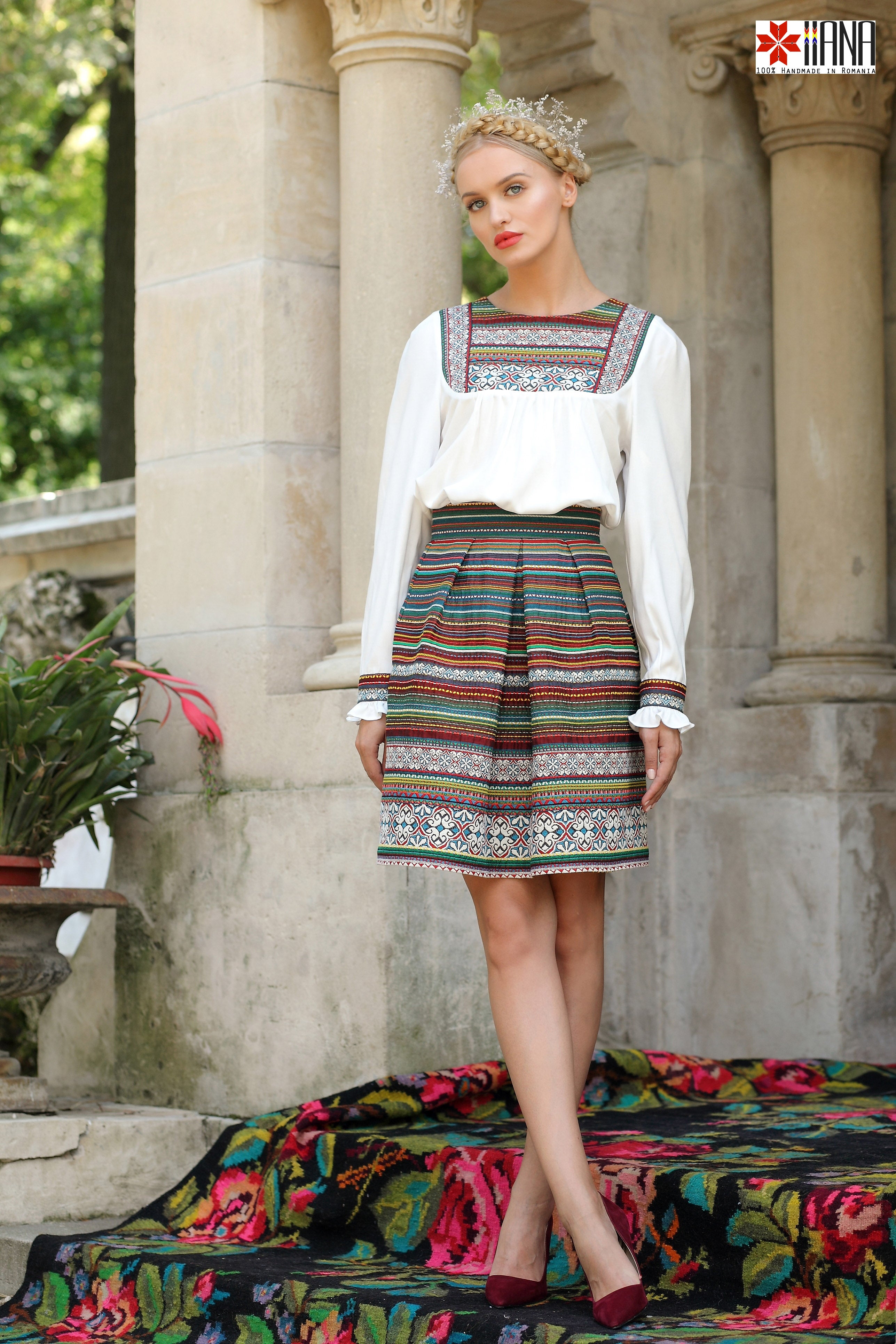 Fusta Populara de Hora din Brocart de Matase cu Talie Medie si Motive Traditionale