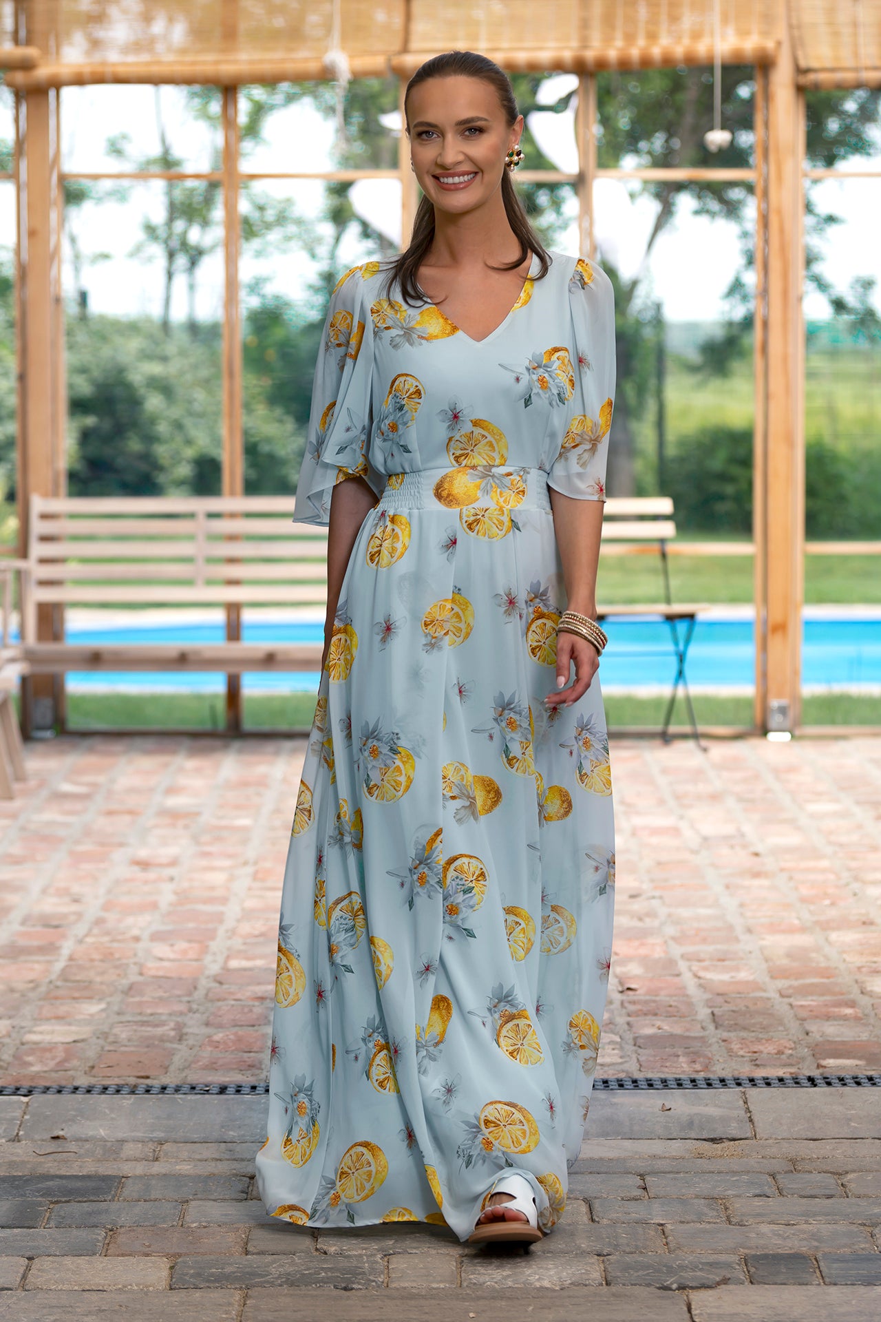 Rochie maxi din voal bleu ciel cu imprimeu mediteranean cu lămâi