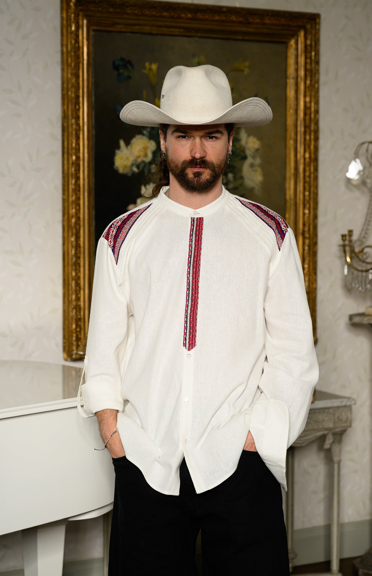 Cămașa bărbătească Titus cu motive tradiționale