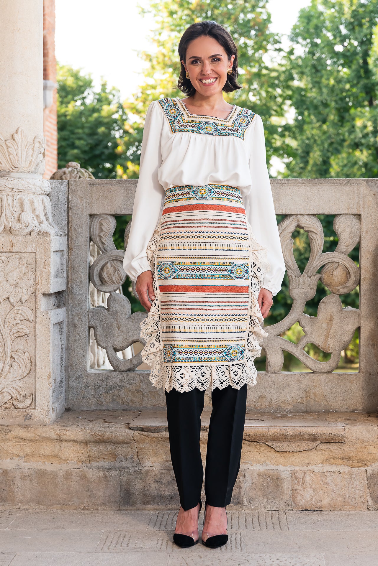 Fota Stilizata Estera