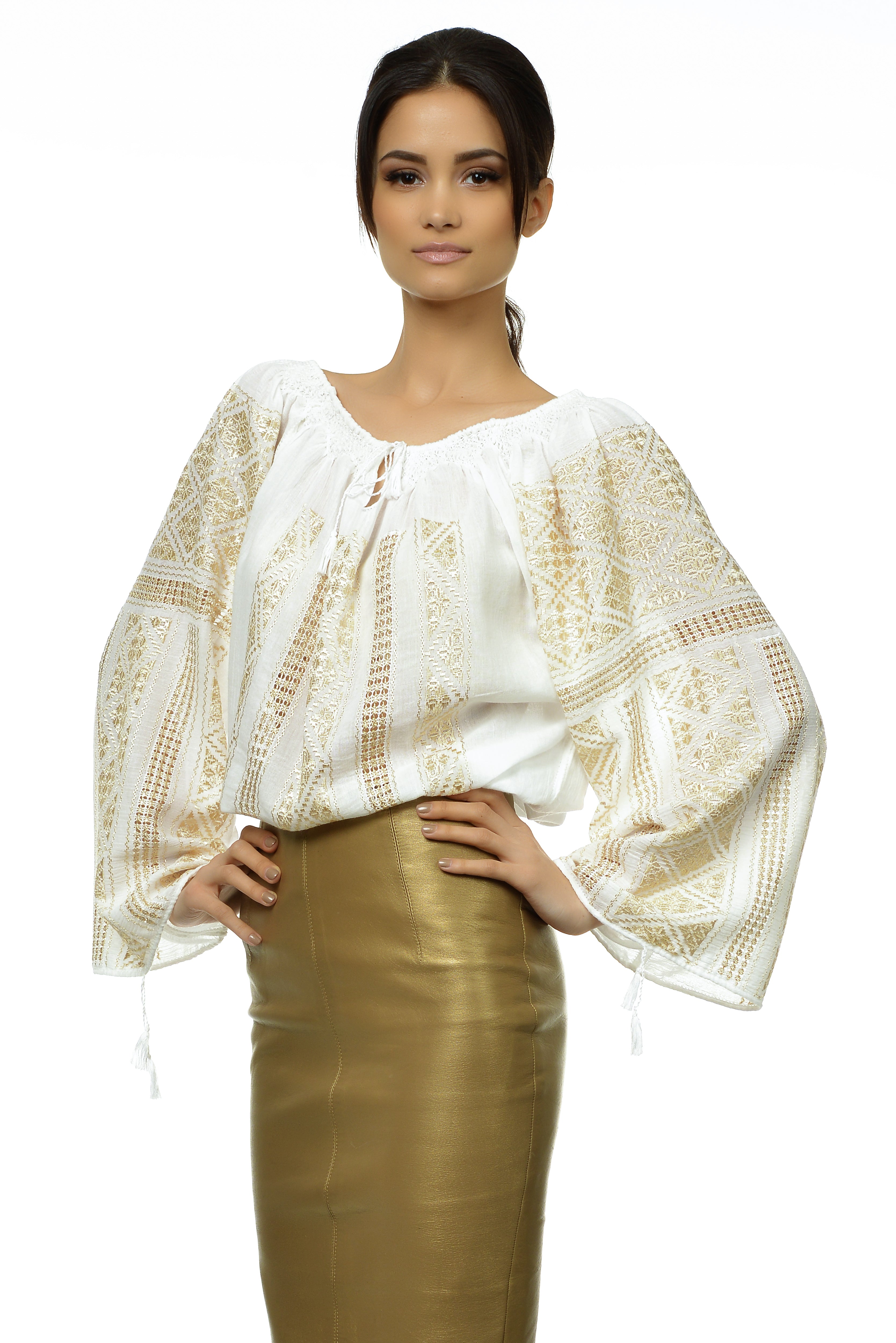 Ie Populara Traditionala Romaneasca Maneca Lunga Motivul Altita Aurie