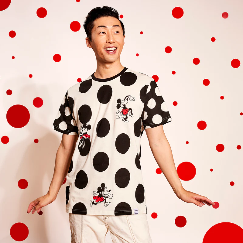 MINNIE ROCKS THE DOTS UNISEX TEE - DISNEY