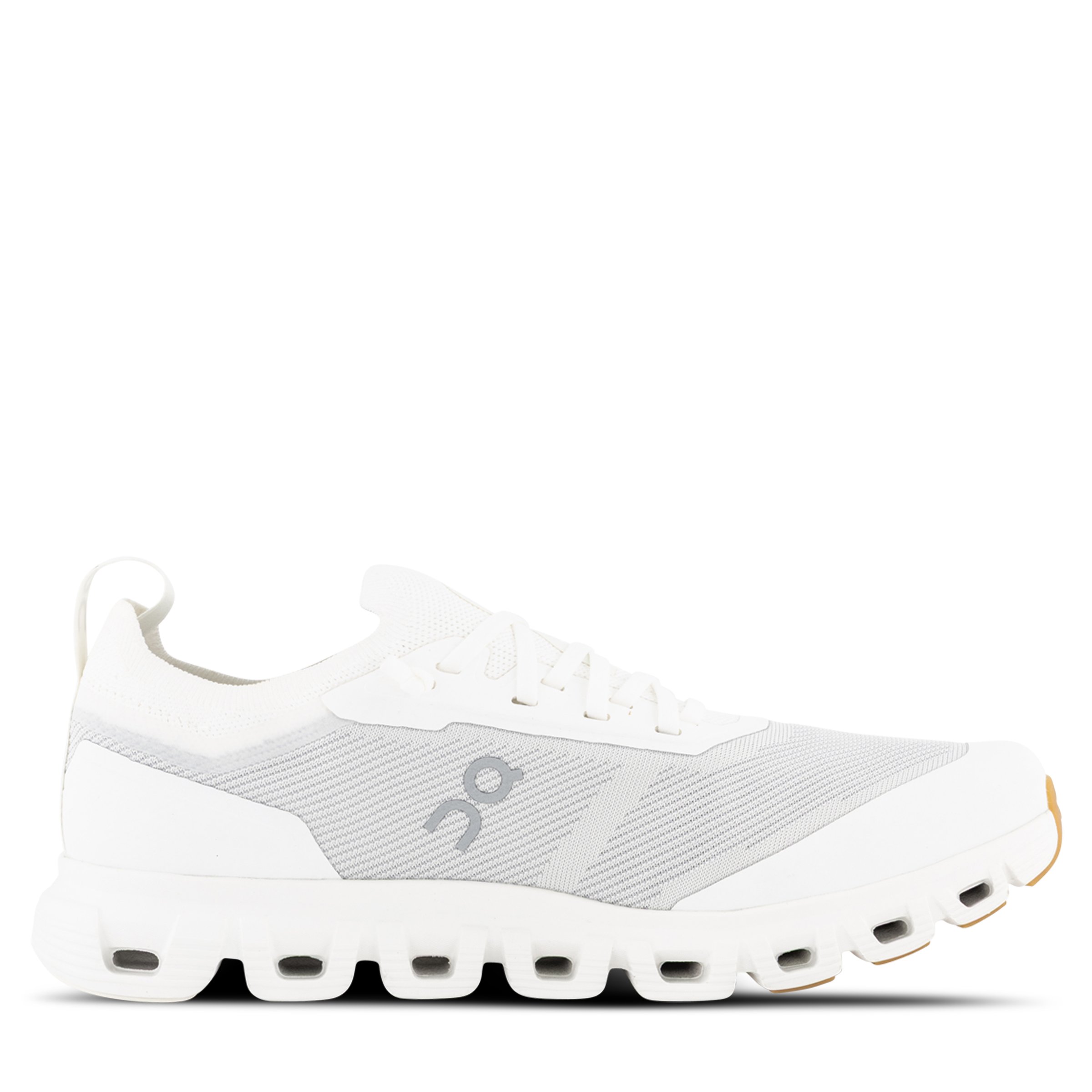 On Running Shoes Cloud 6 Versa