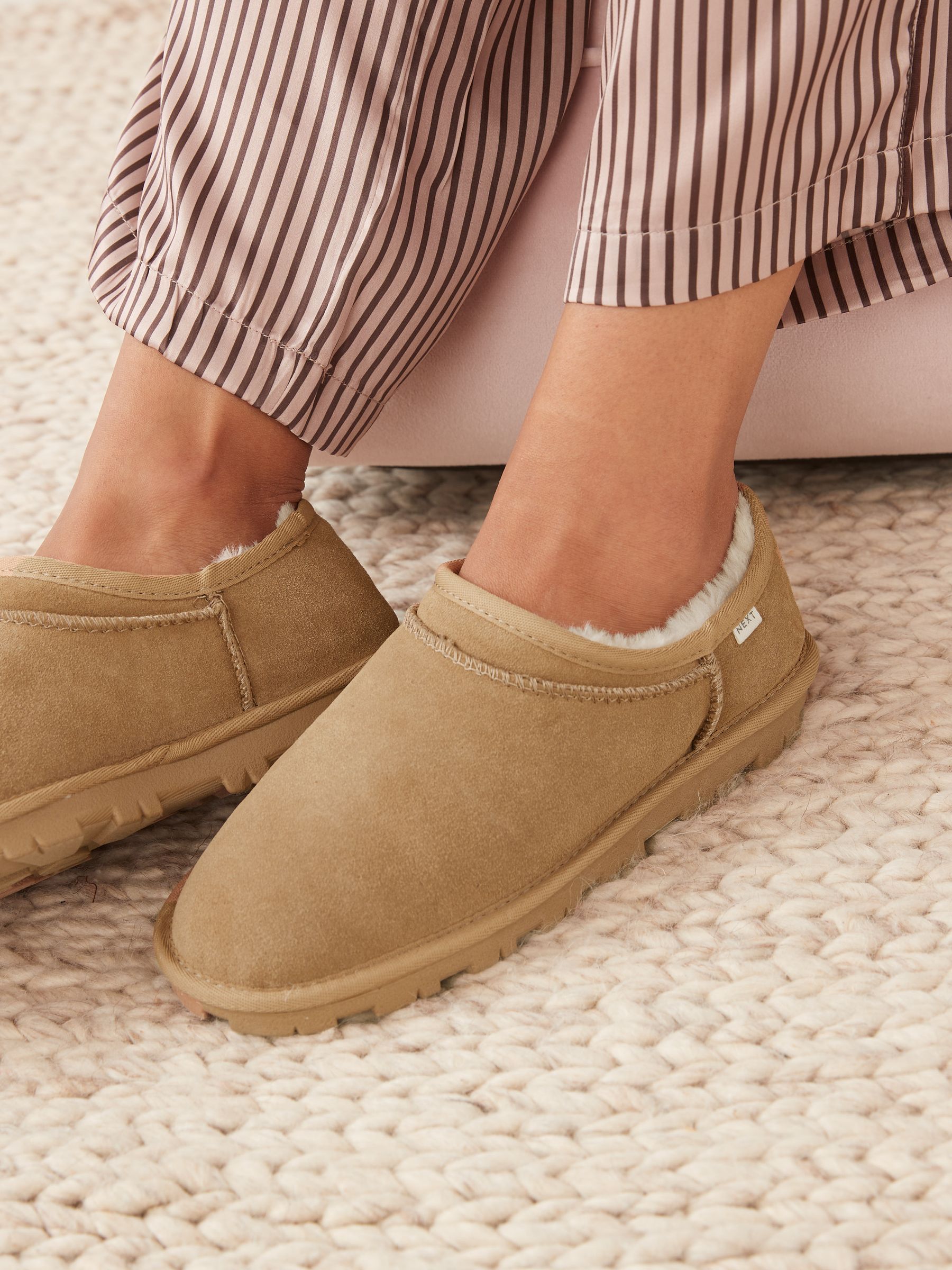 Chestnut Brown Suede Shoot Slippers