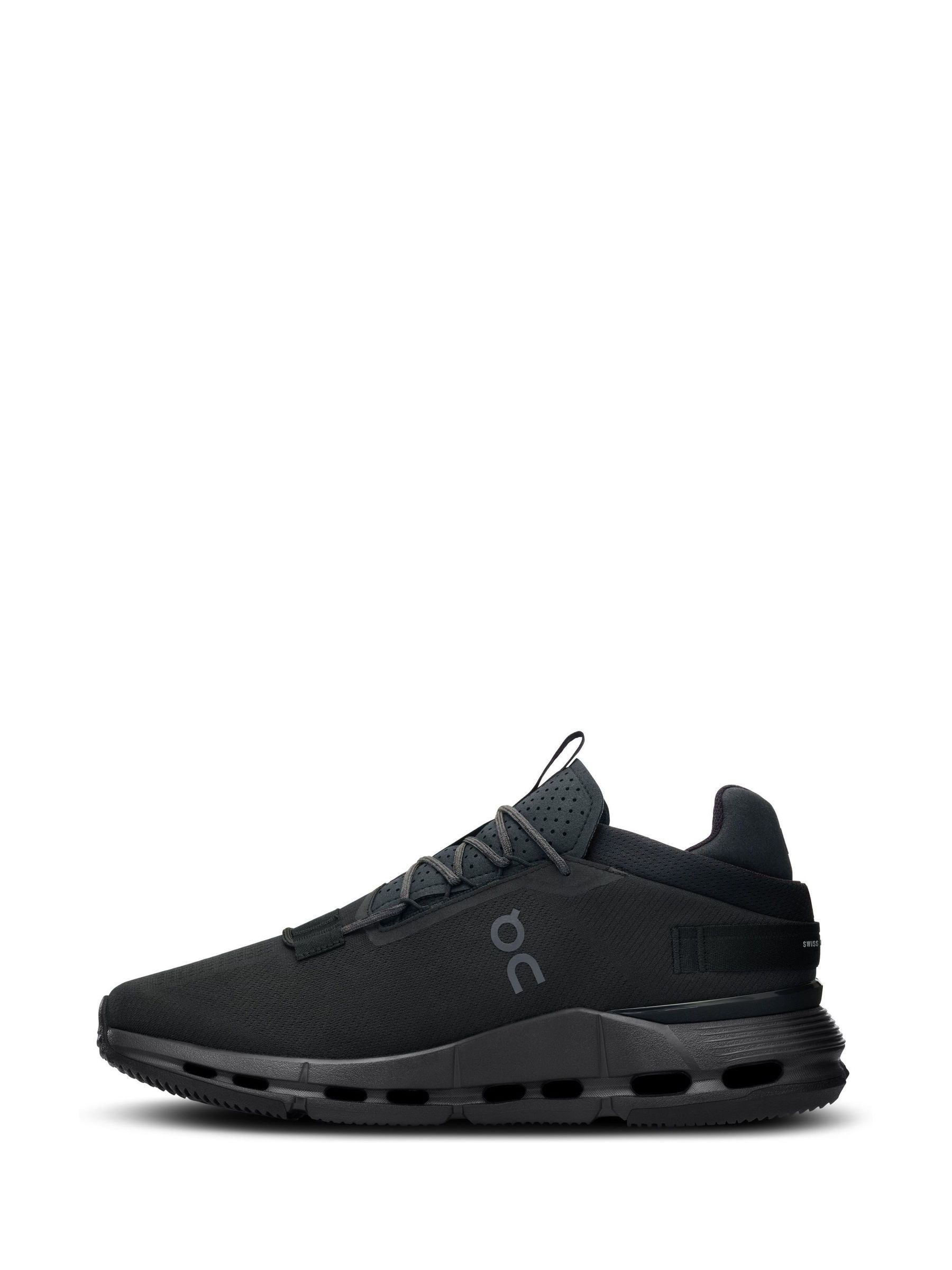 On Black Cloudnova 2 Lifestyle Trainers