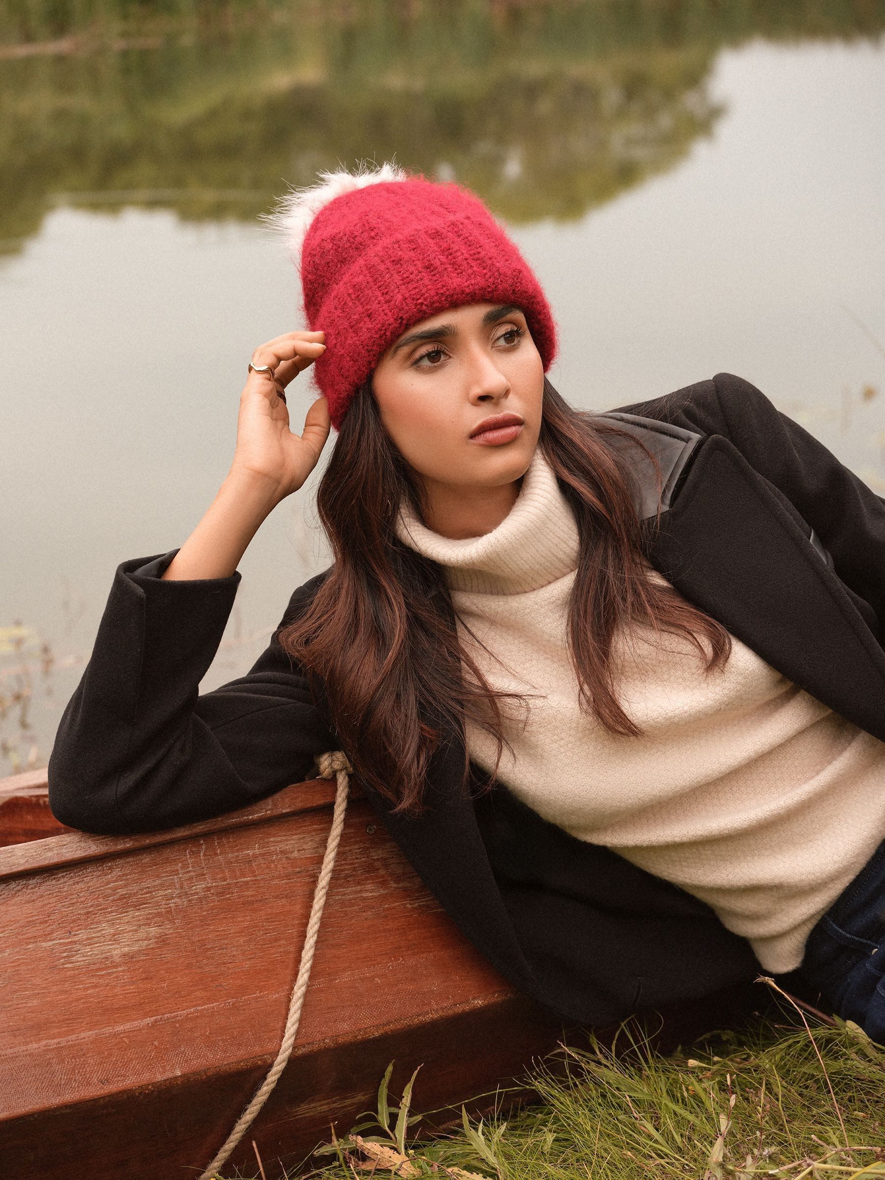 Love & Roses Red and Pink Constrast Cosy Pom Hat