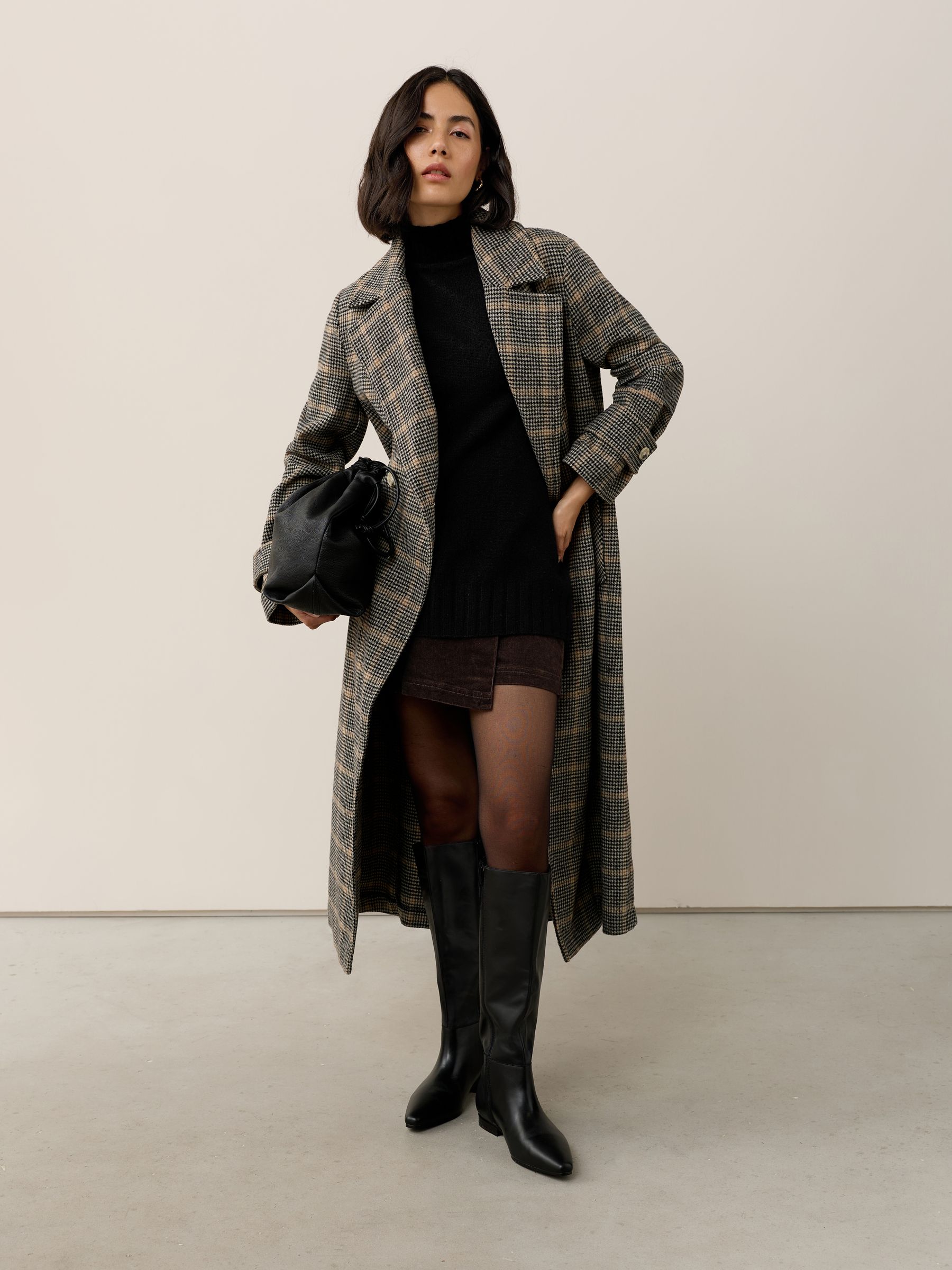 Black Leather Forever Comfort® Flat Chisel Toe Knee High Boots