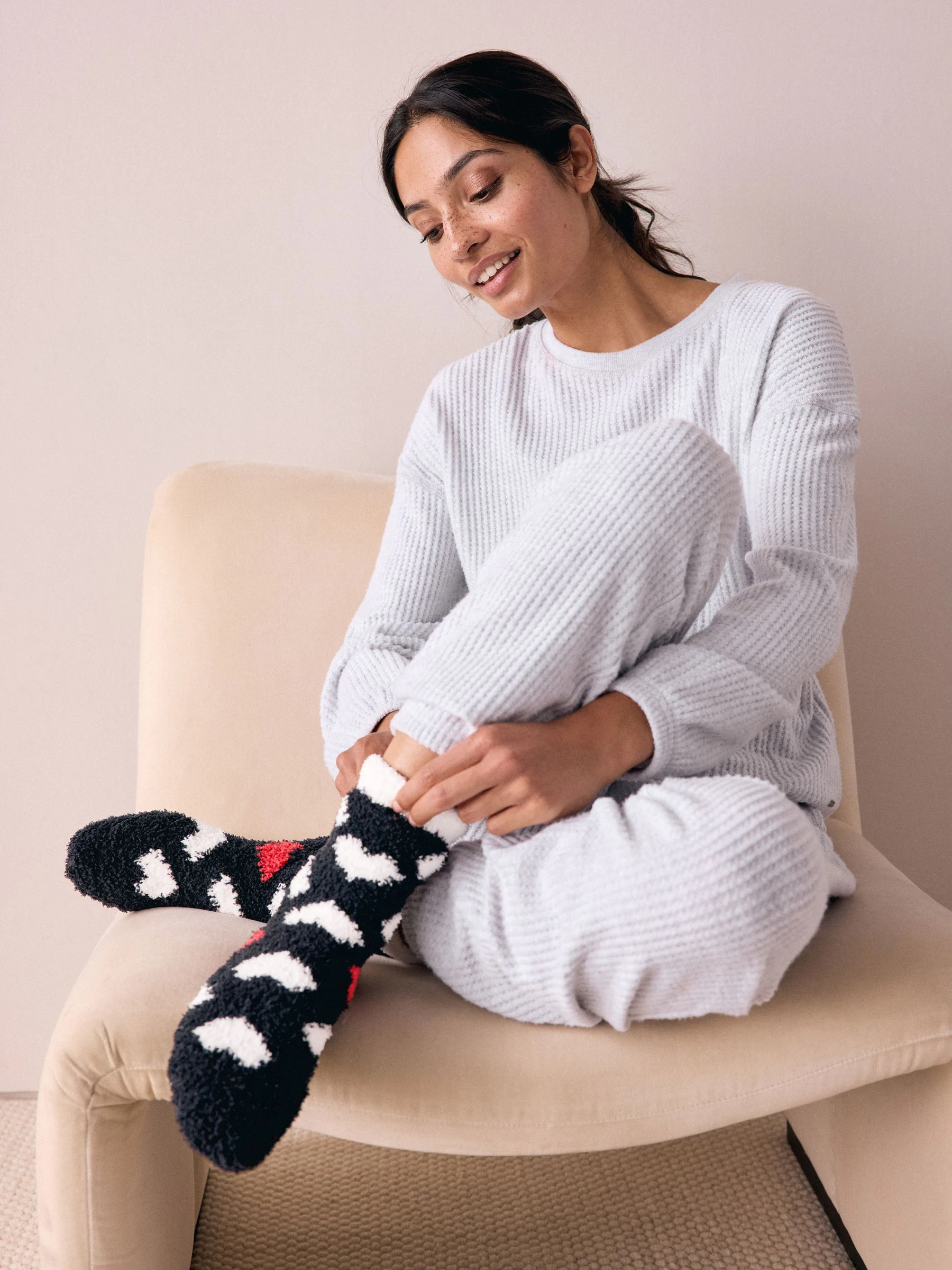 Black/White Red Hearts Cosy Ankle Socks 4 Pack