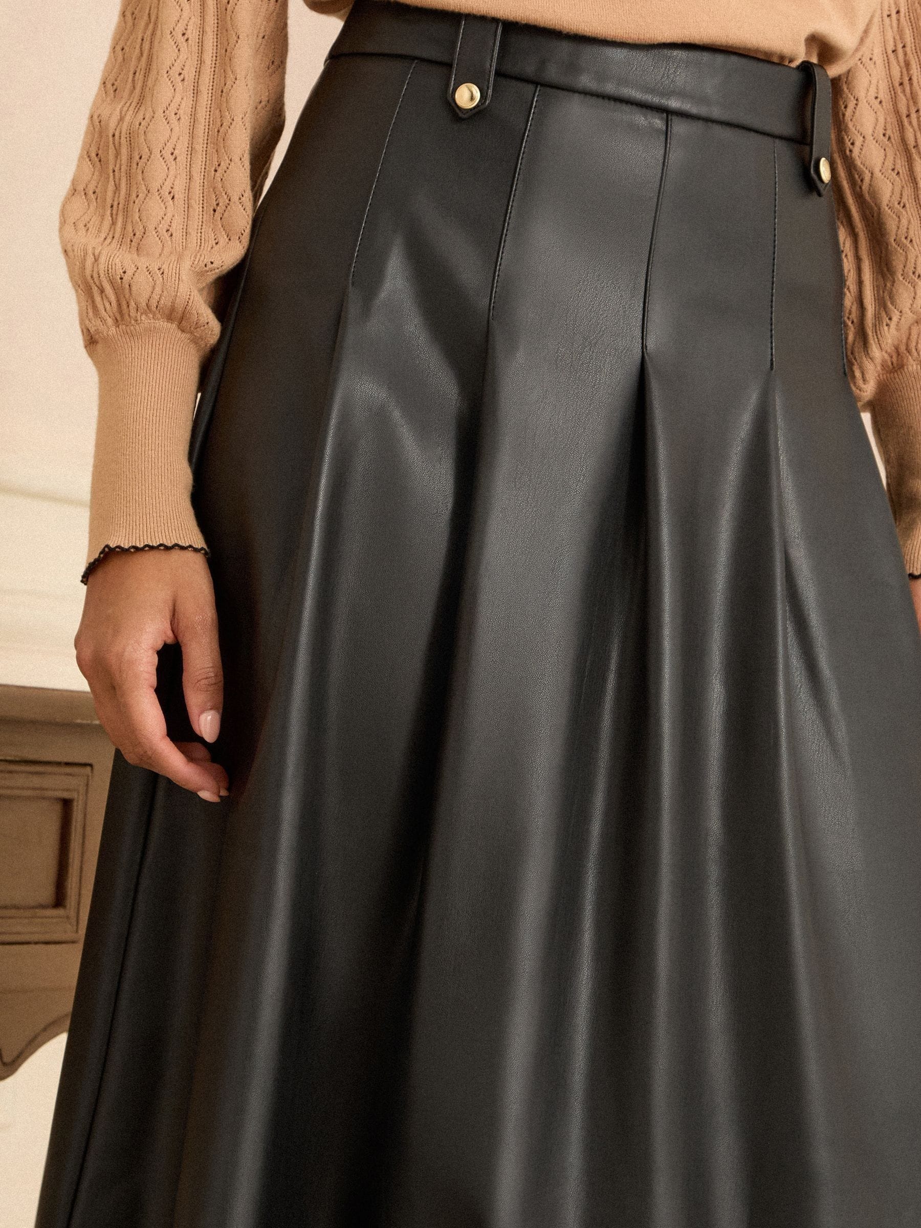 Love & Roses Black Tab Detail Fit and Flare Faux Leather Midi Skirt