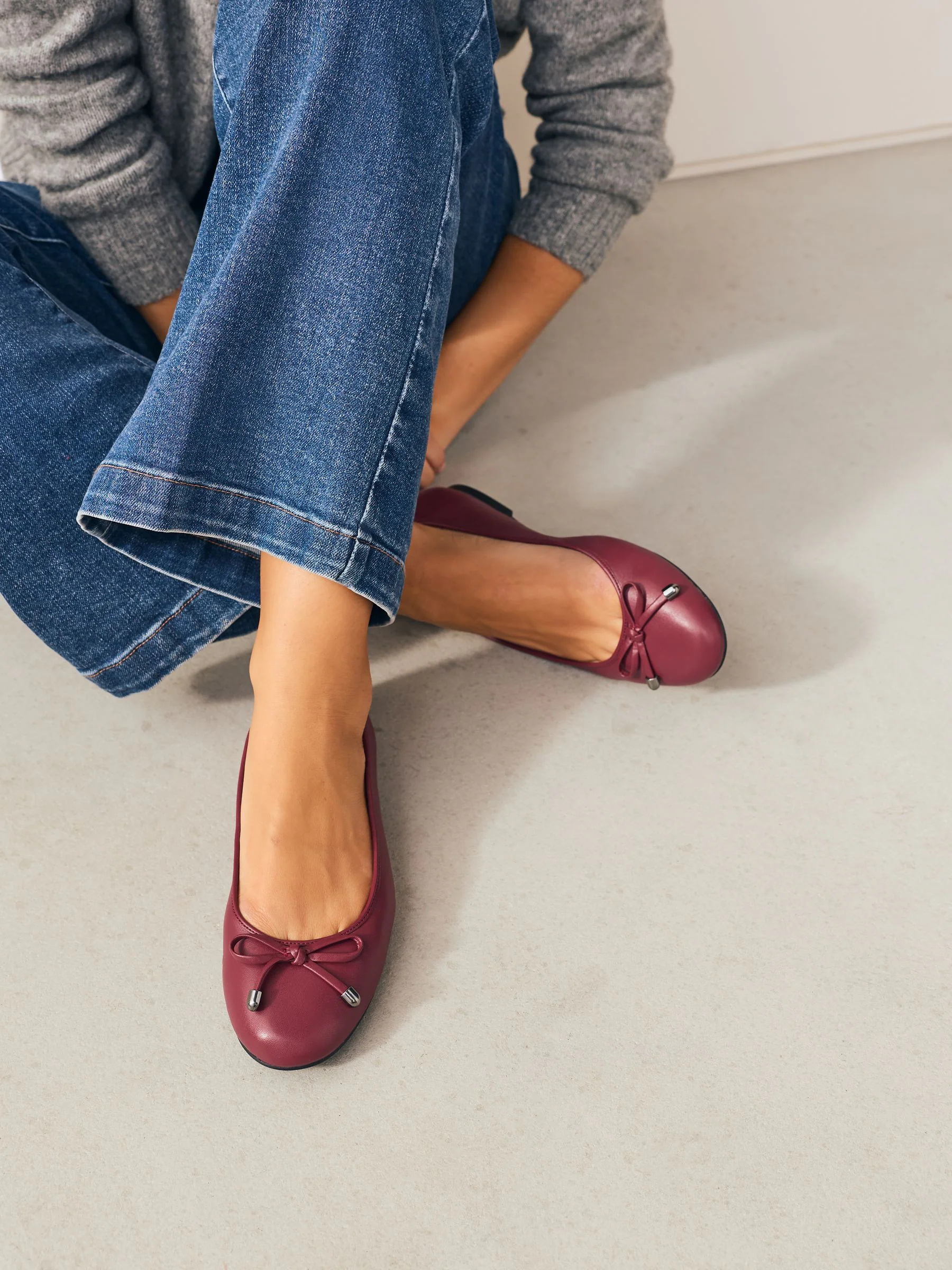 Red Round Toe Leather Ballerina Shoes