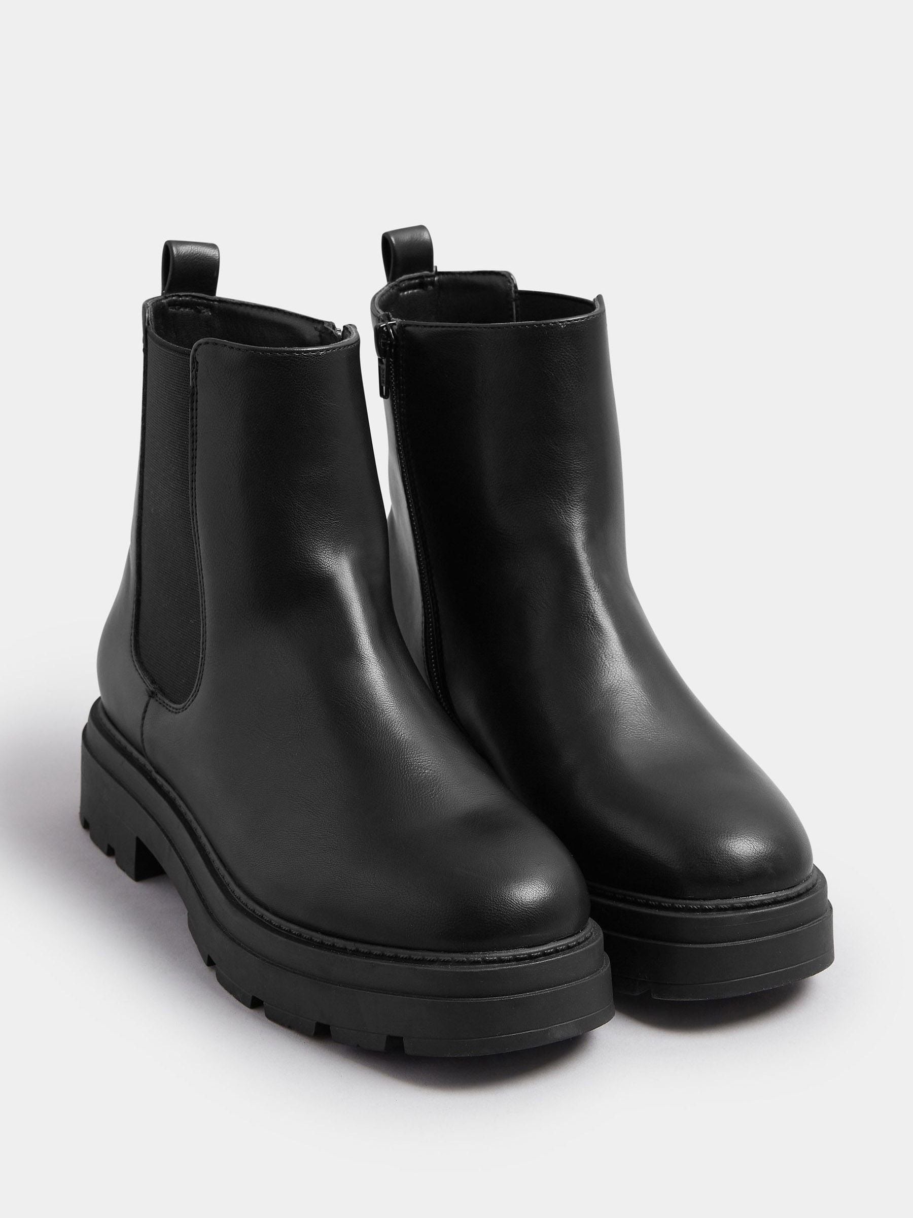 Yours Curve Black Wide Fit Chunky Chelsea Boots