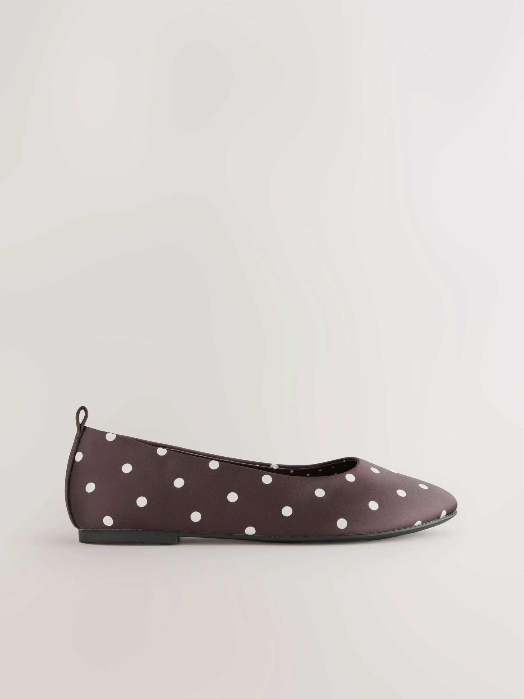 Chocolate Brown Polka Dot Forever Comfort® Round Toe Ballerinas