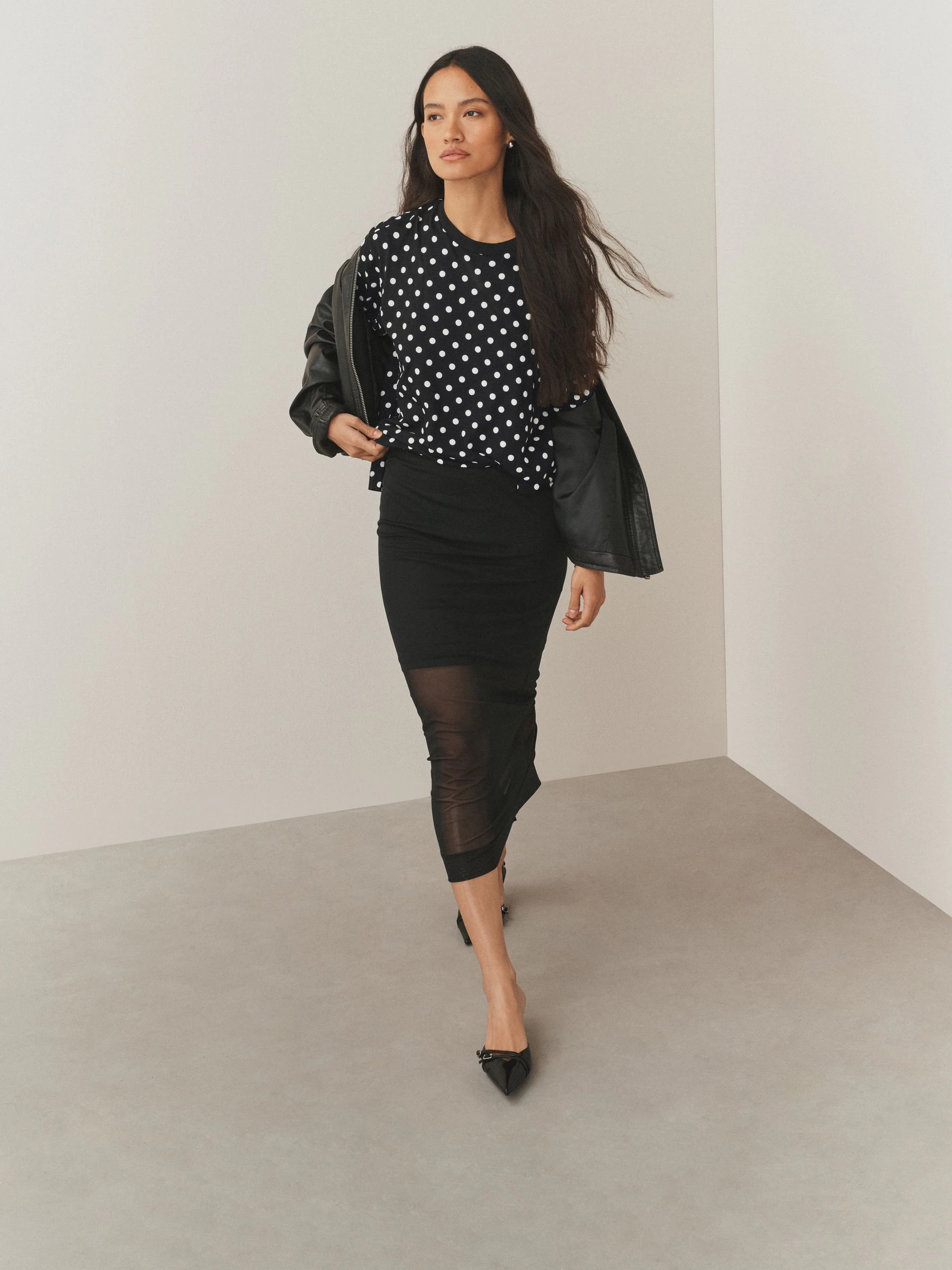Black/White Polka Dot Relaxed Boxy Elbow Length Crew Neck T-Shirt