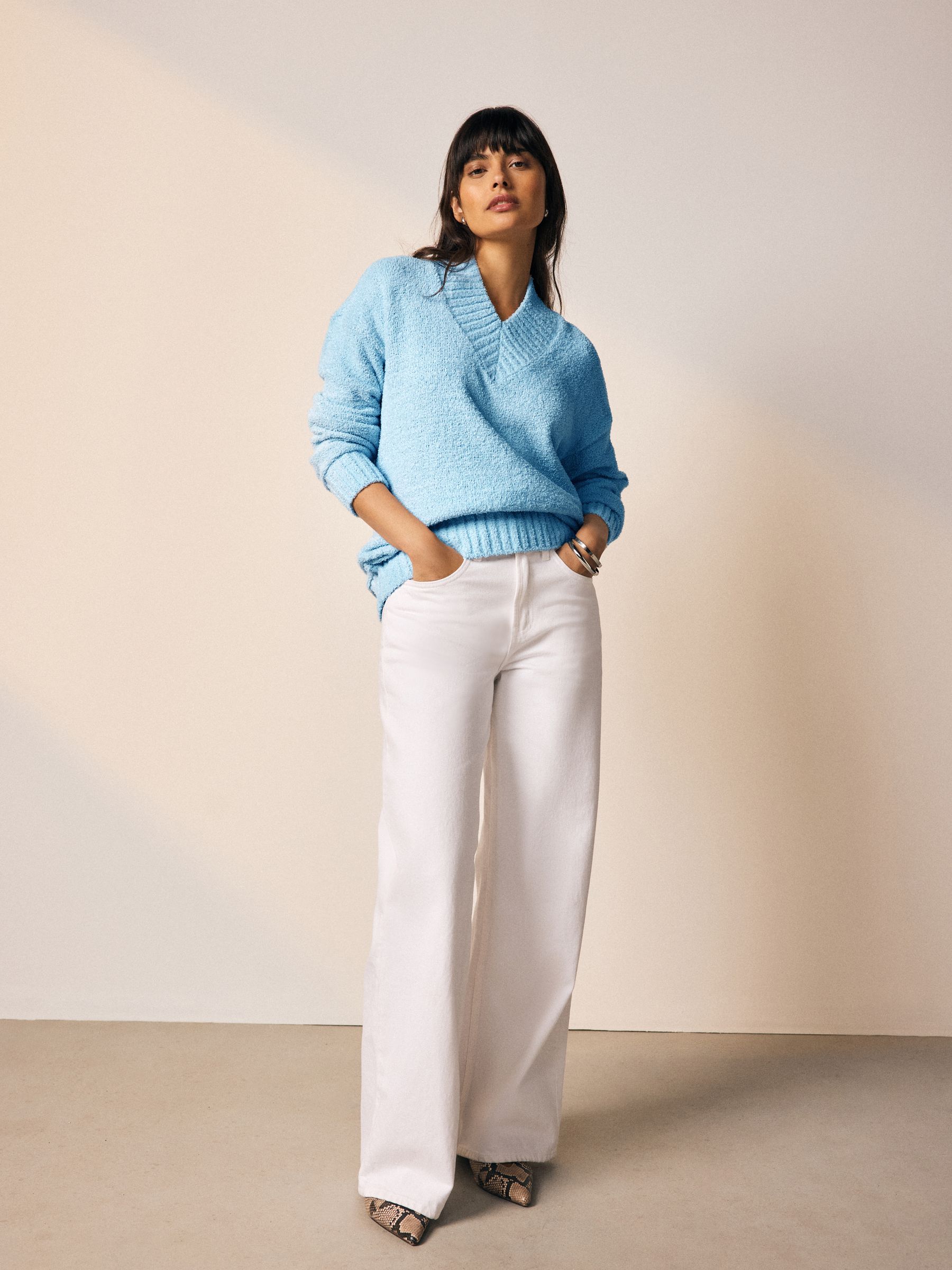 Blue Cosy V-Neck Long Sleeve Teddy Bear Jumper