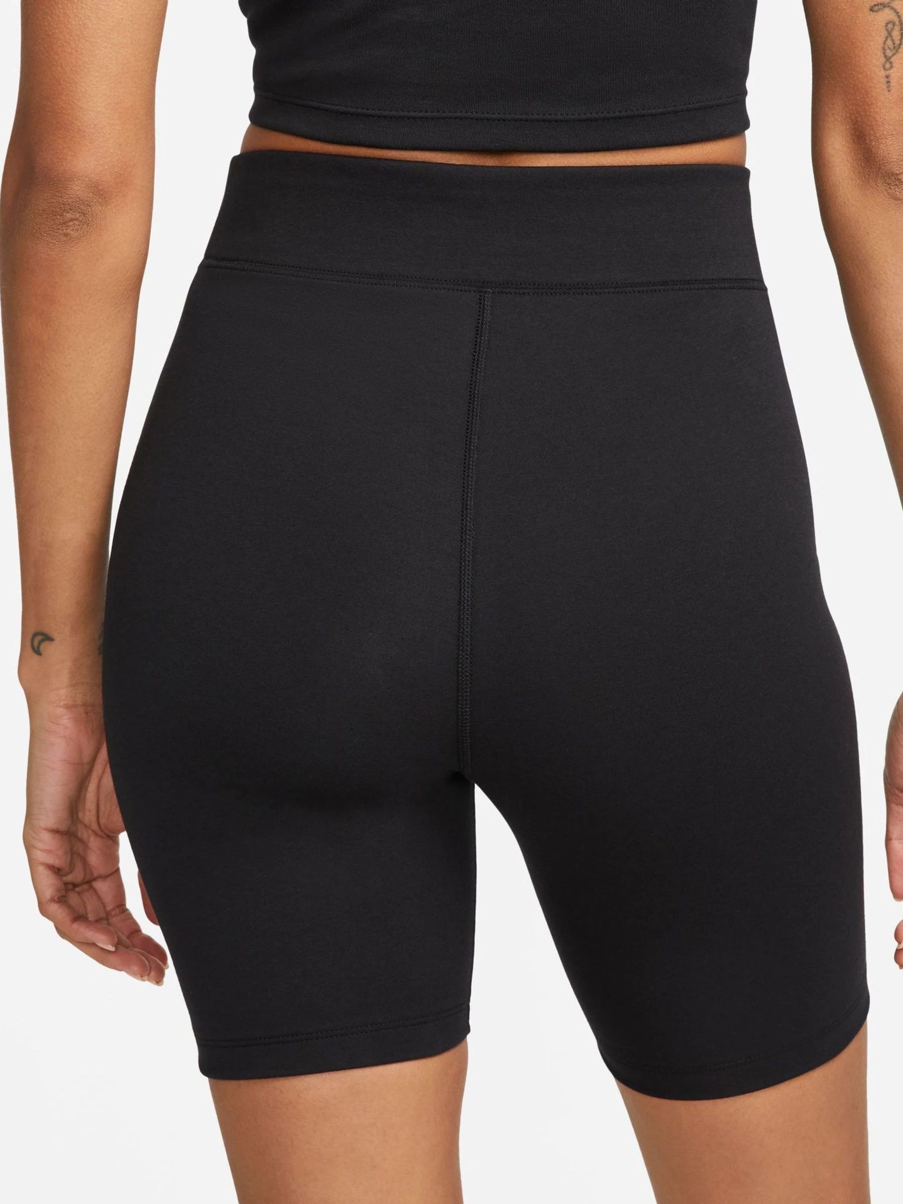 Nike Black Classic High-Waisted 8