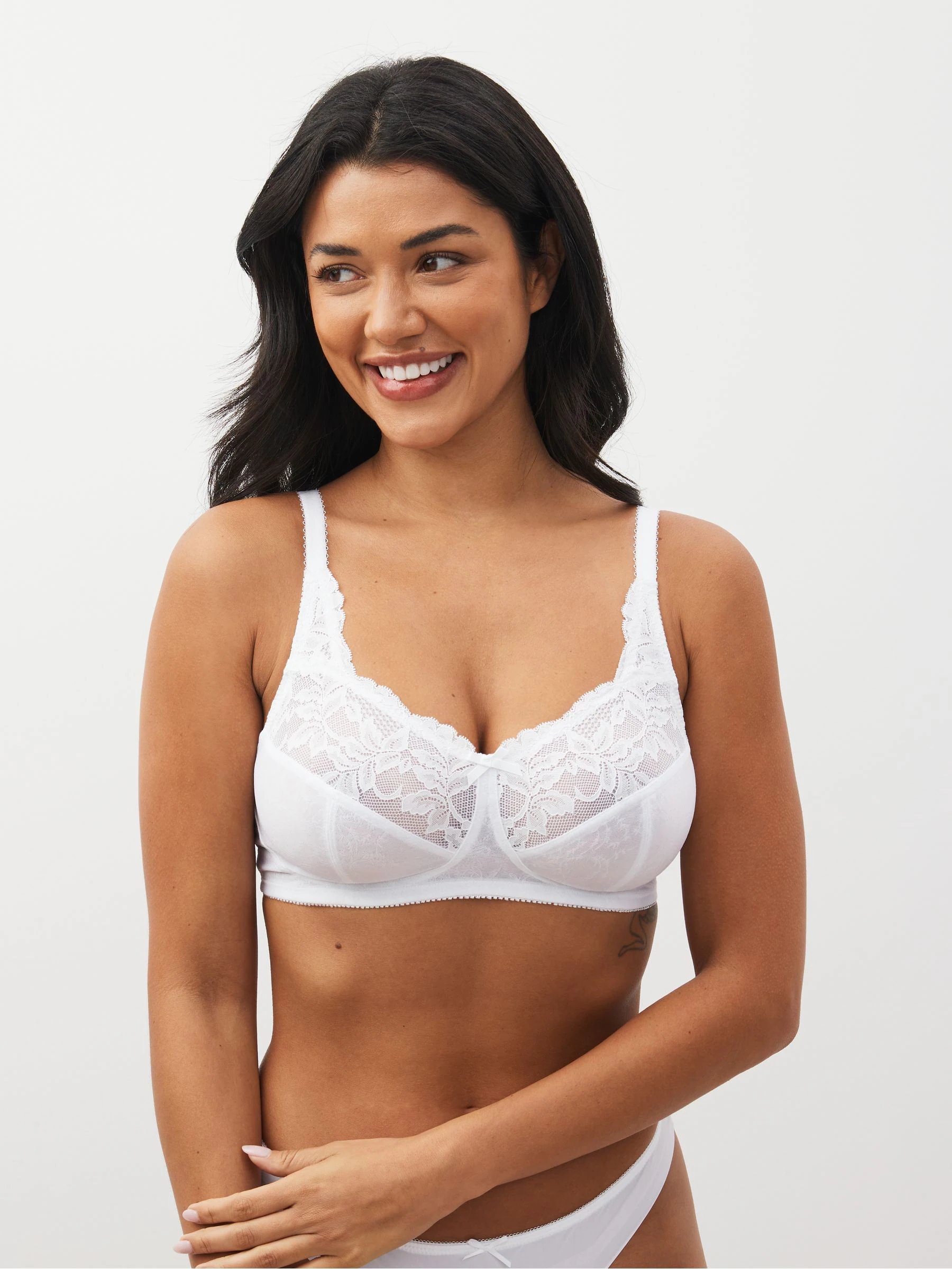 Black/White/Praline Nude Total Support Full Cup Lace Ultimate Comfort Bras 3 Pack