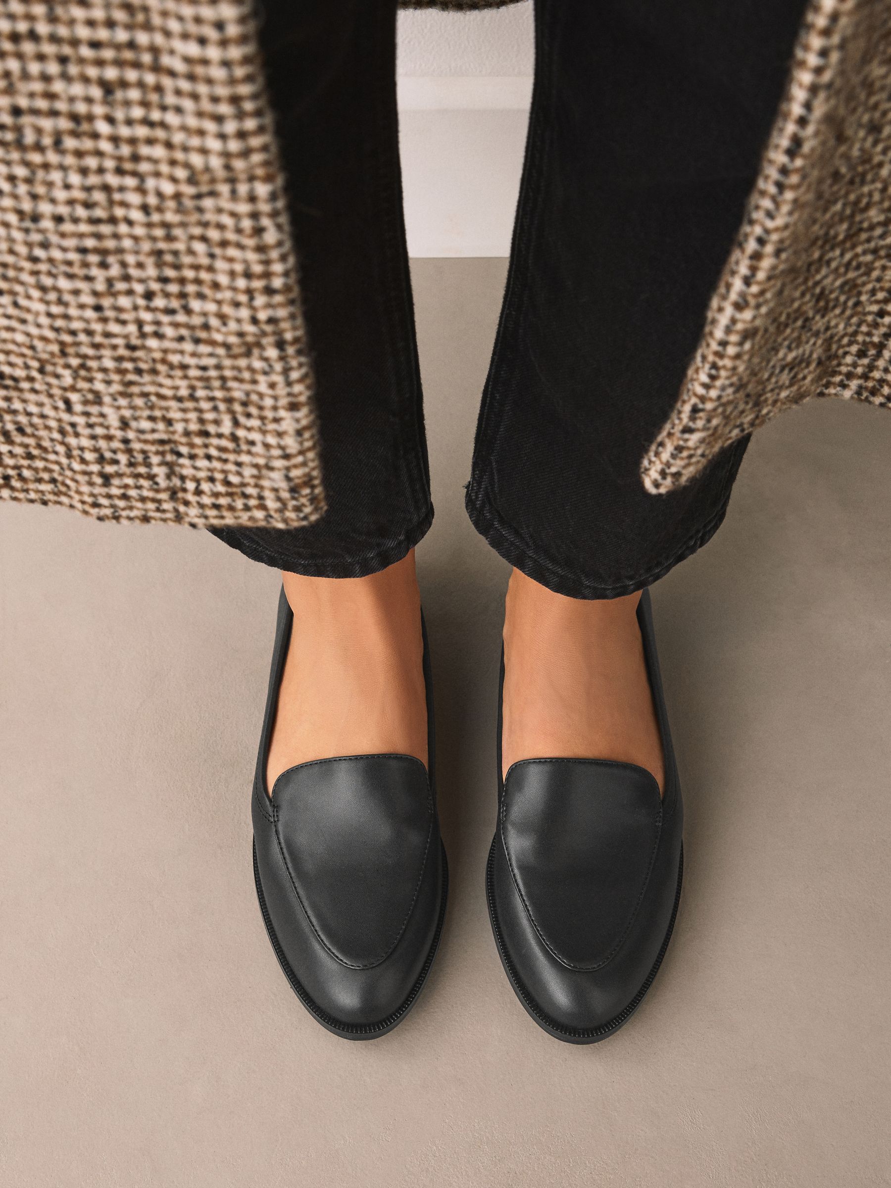 Black Forever Comfort® Low Cut Loafers