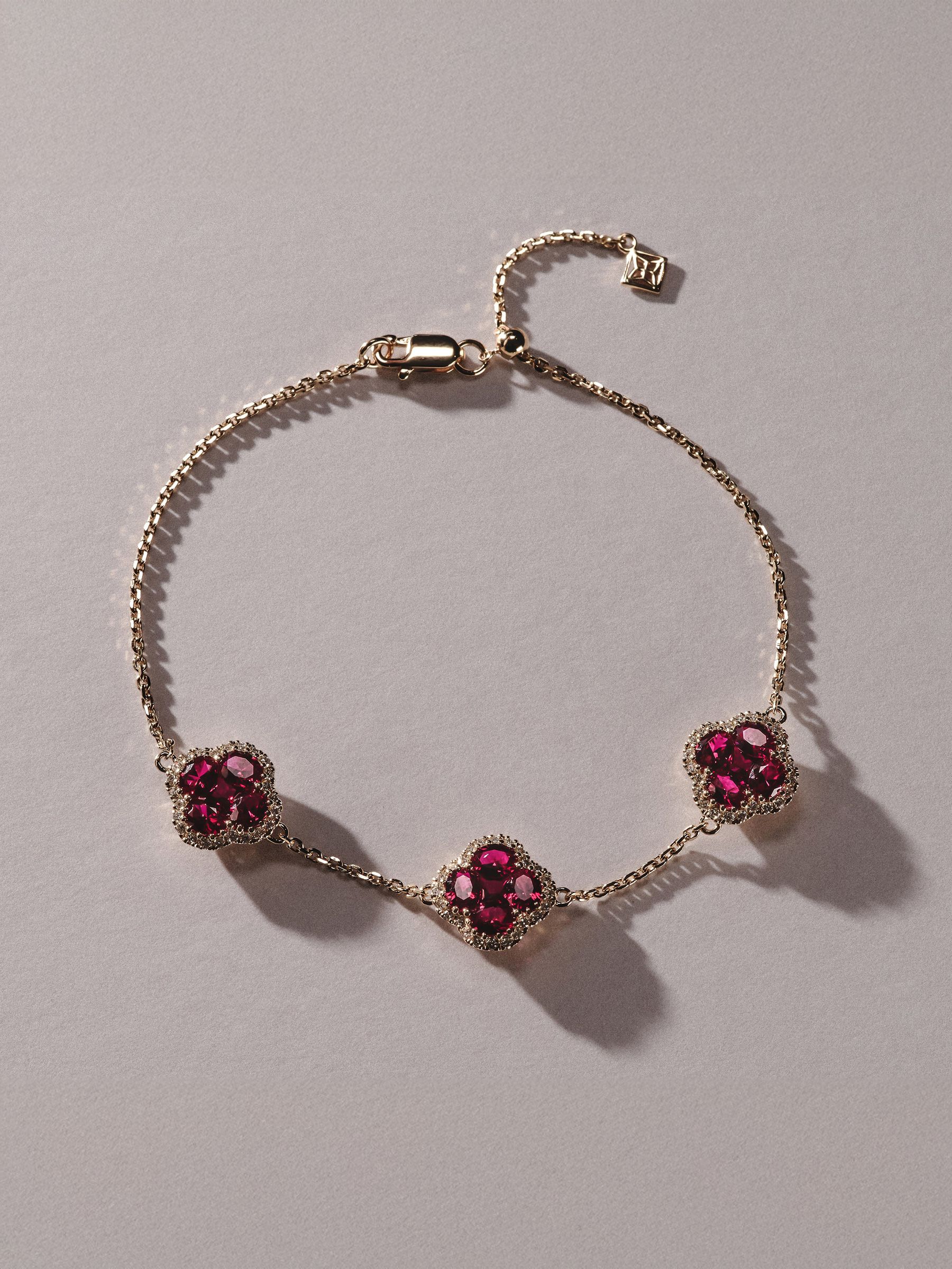 The Diamond Store Red Alegria 3 Clover Lab Emerald Bracelet 2.25ct in 18k Gold Vermeil