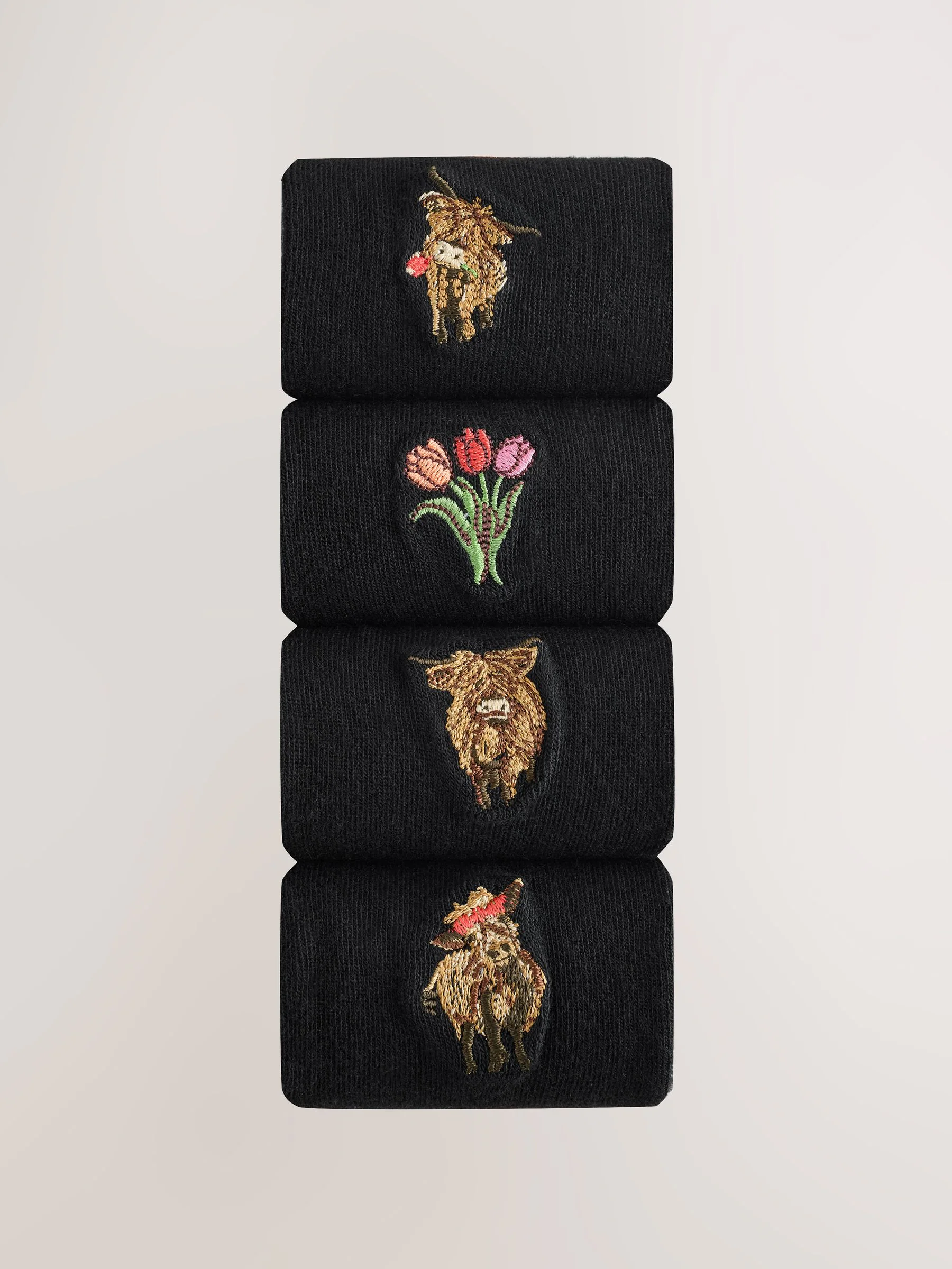 Hamish The Highland Cow / Tulips Embroidered Motif Ankle Socks 4 Pack