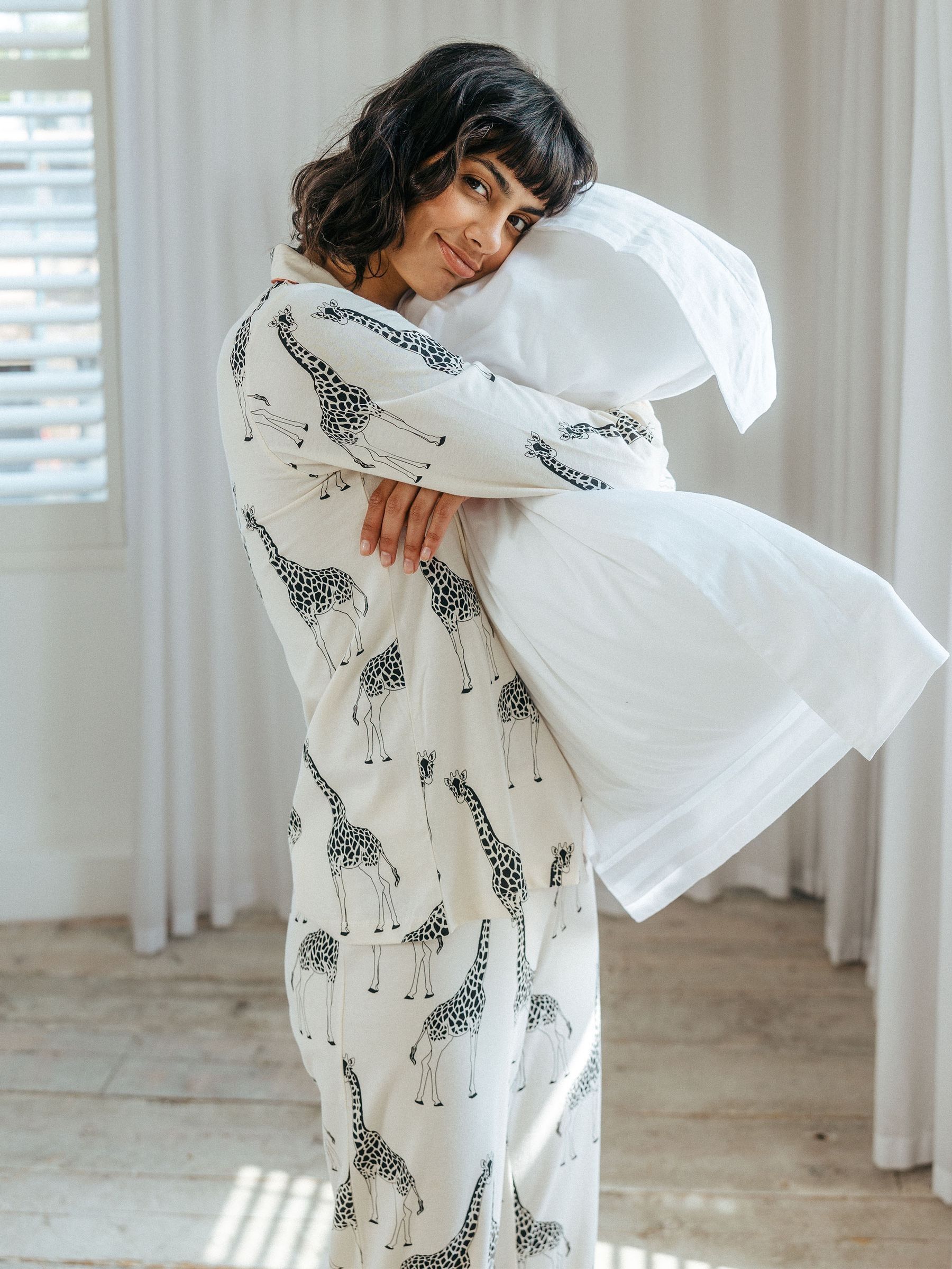 Chelsea Peers Cream Giraffe Button Up Long Pyjama Set