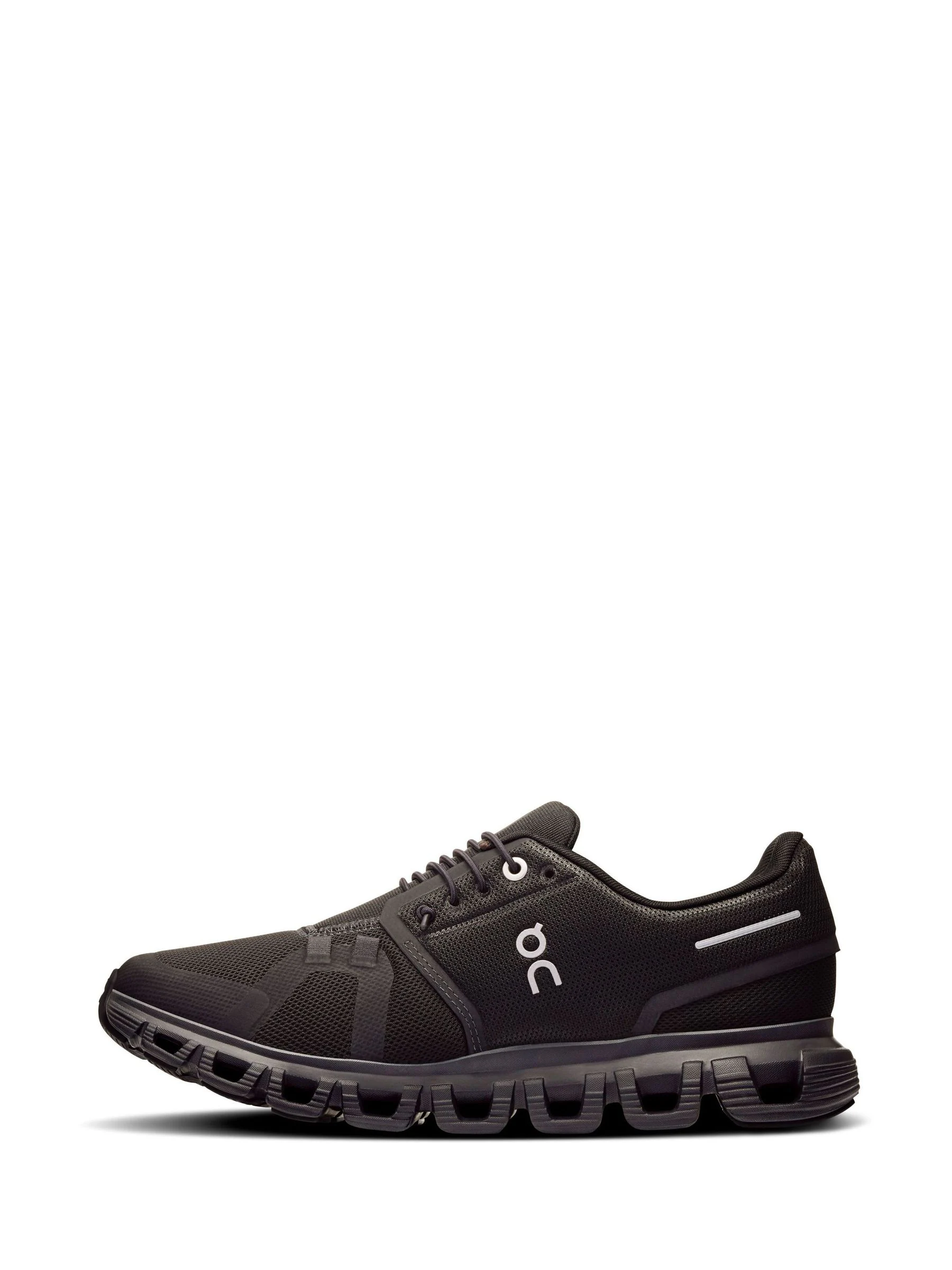 On Black Cloud 6 Lifestyle Trainers