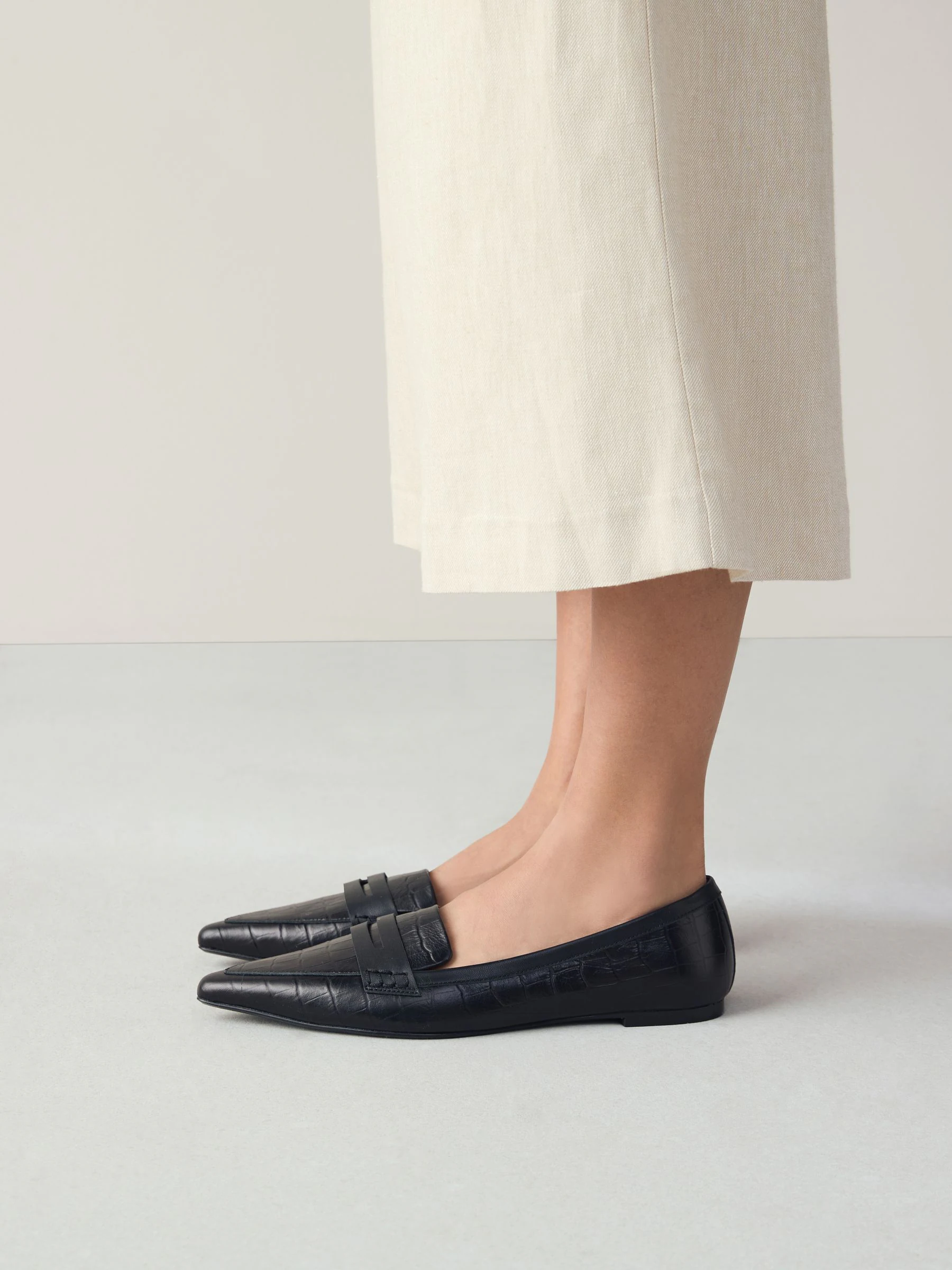 Black Croc Effect Embossed Forever Comfort® Premium Leather Pointed Toe Loafers