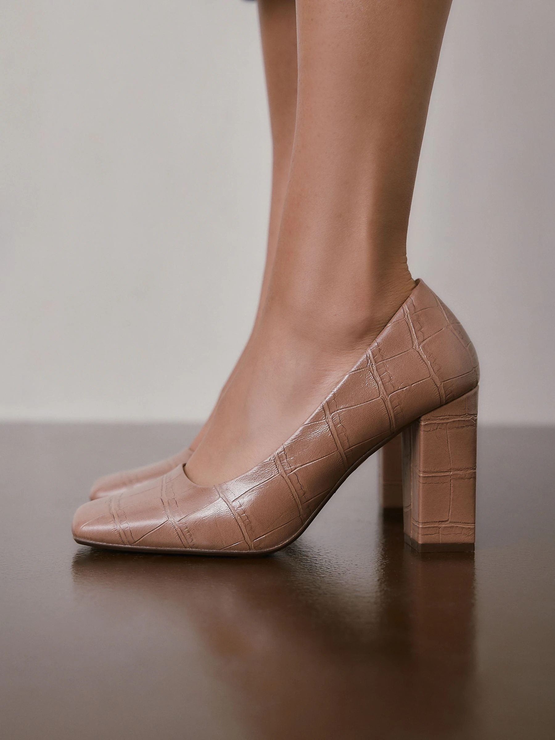 Camel Croc Effect Forever Comfort® Square Toe Court Block Heels