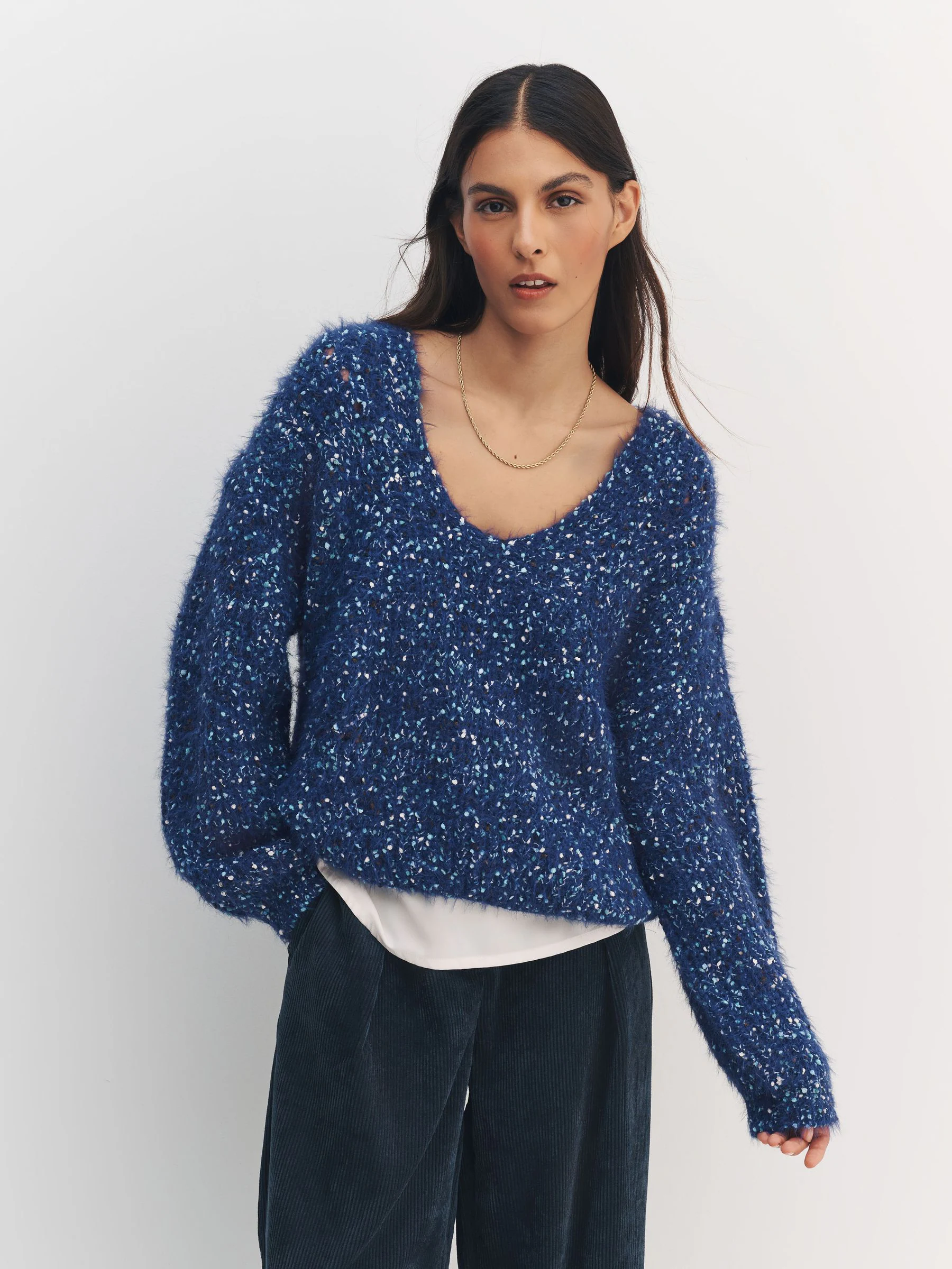 Navy Blue Neppy Fuzzy Texture V-Neck Knitted Jumper