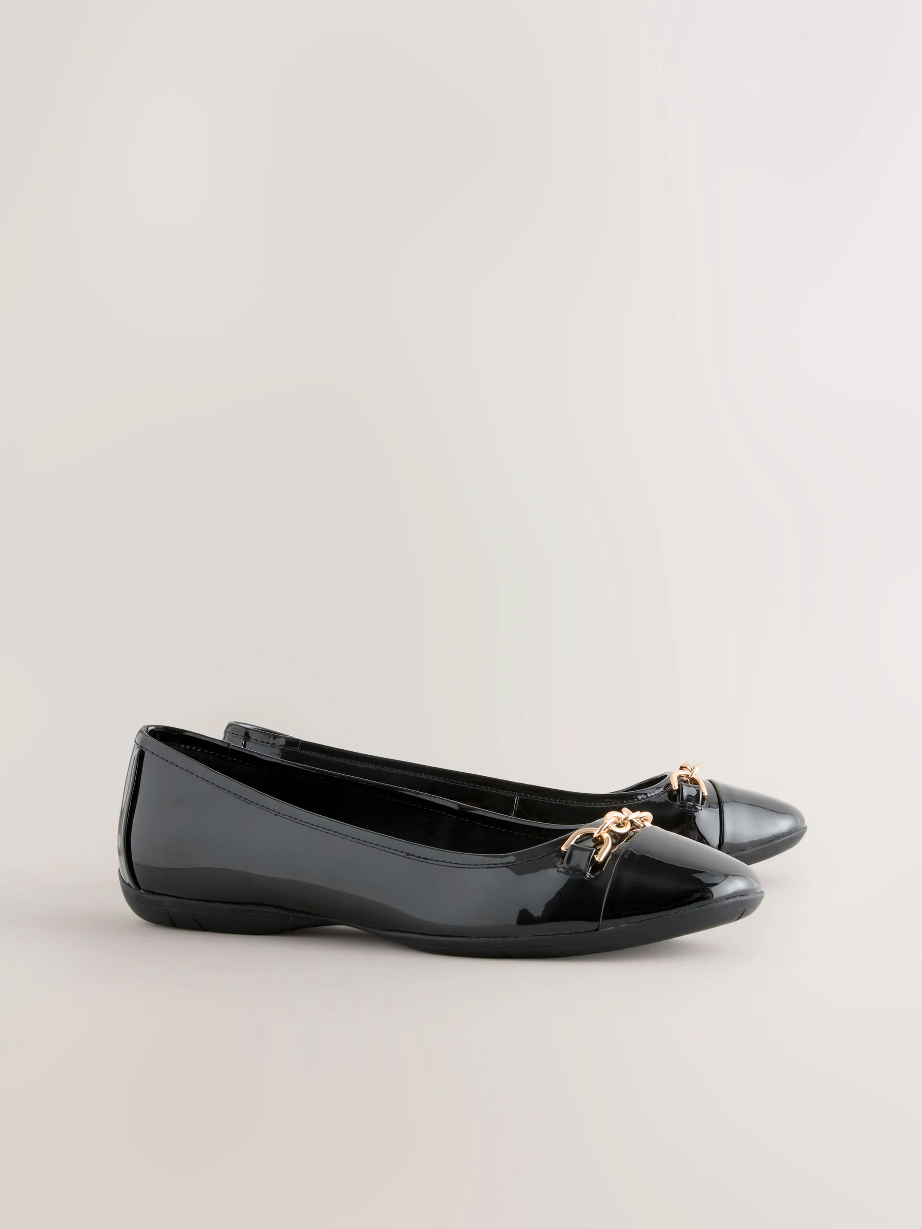 Black Forever Comfort® Chain Hardware Ballerina Flats