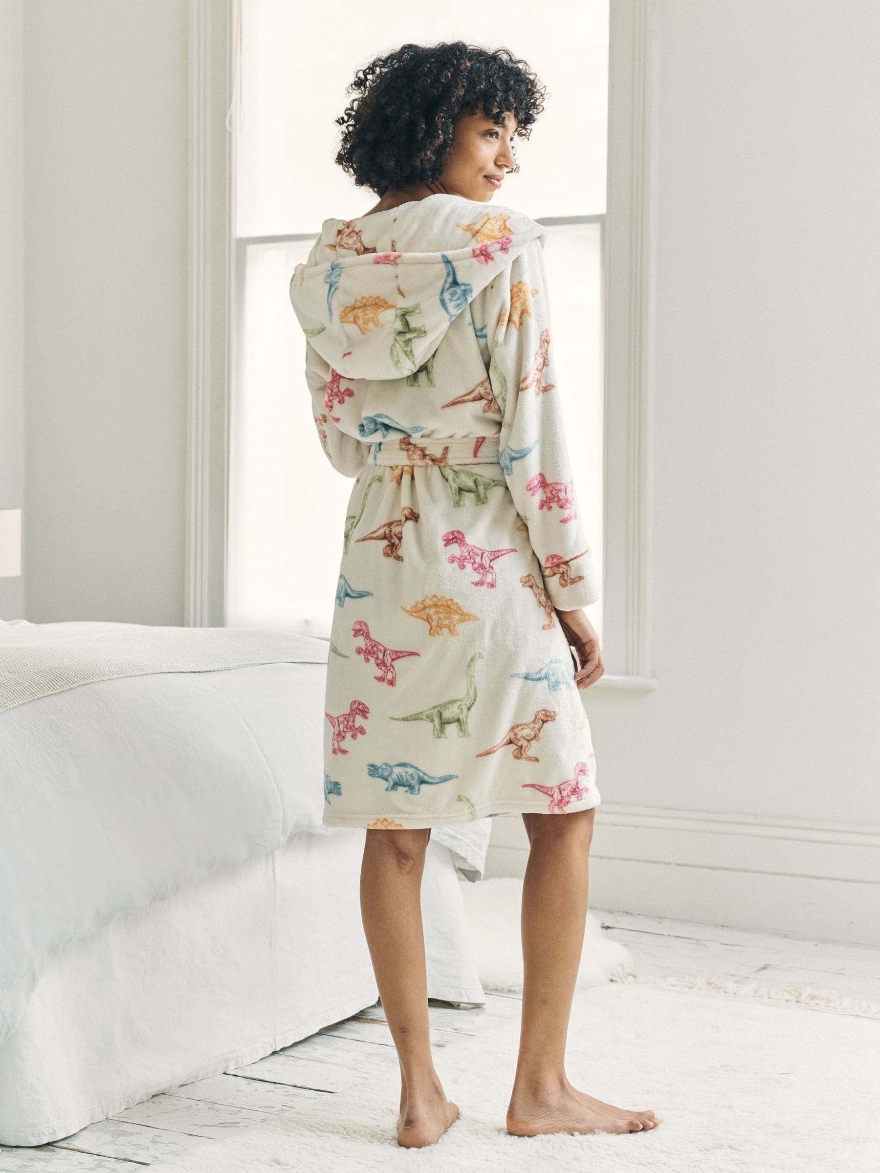 Chelsea Peers White Fleece Dinosaur Print Dressing Gown