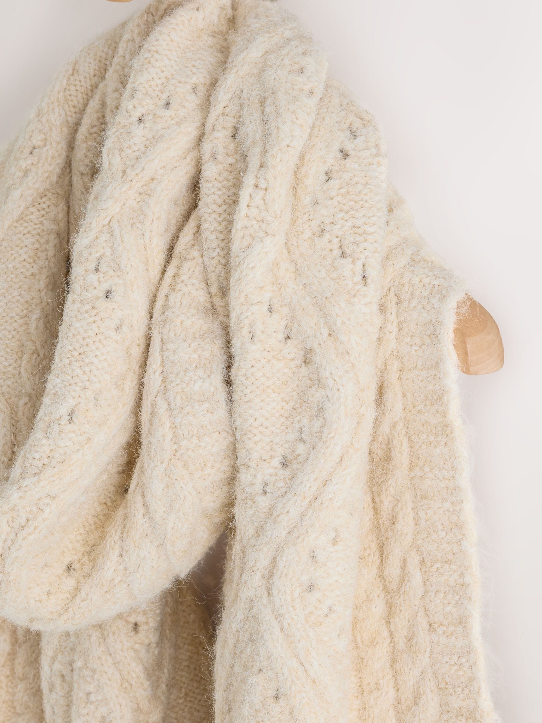 Ecru Cable Knit Cosy Scarf