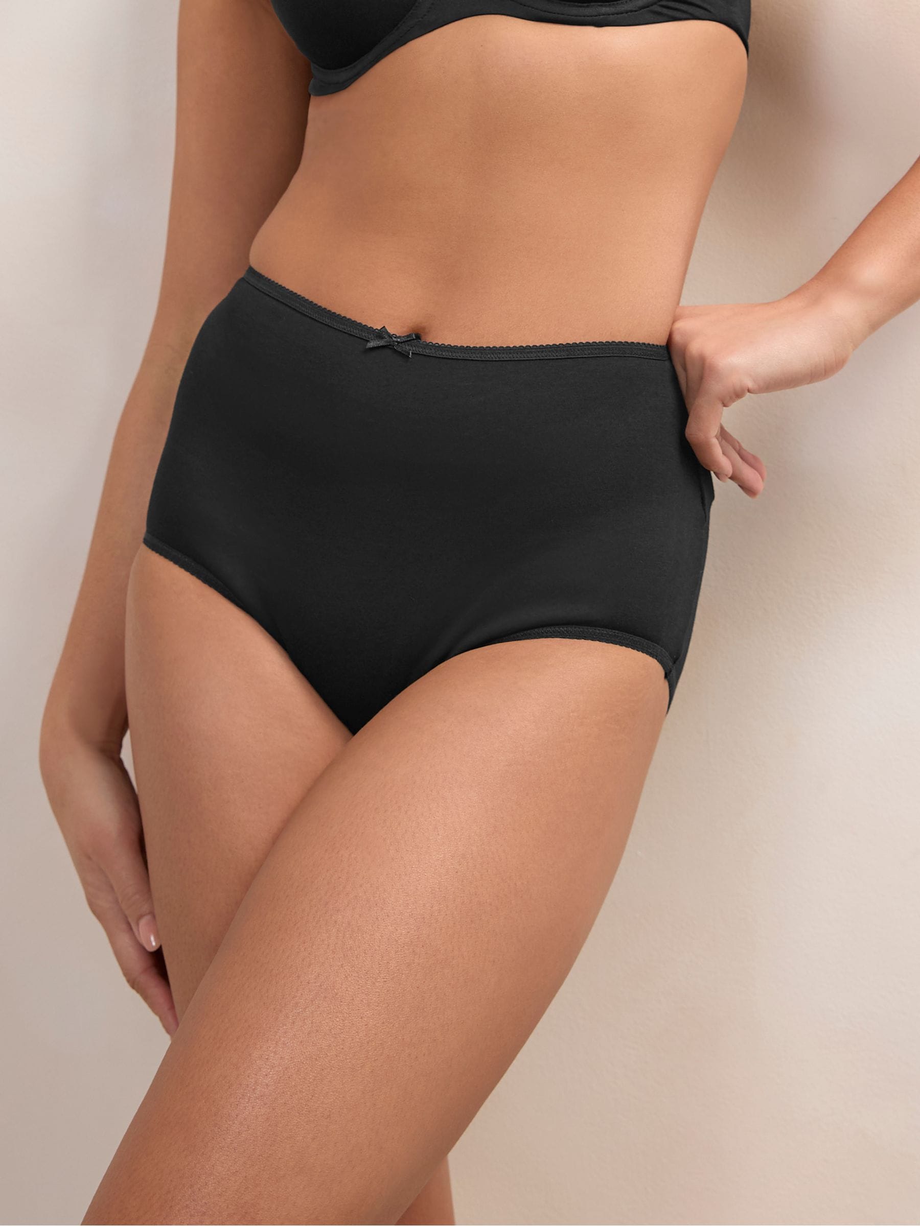 Black Full Brief Cotton Rich Knickers 7 Pack