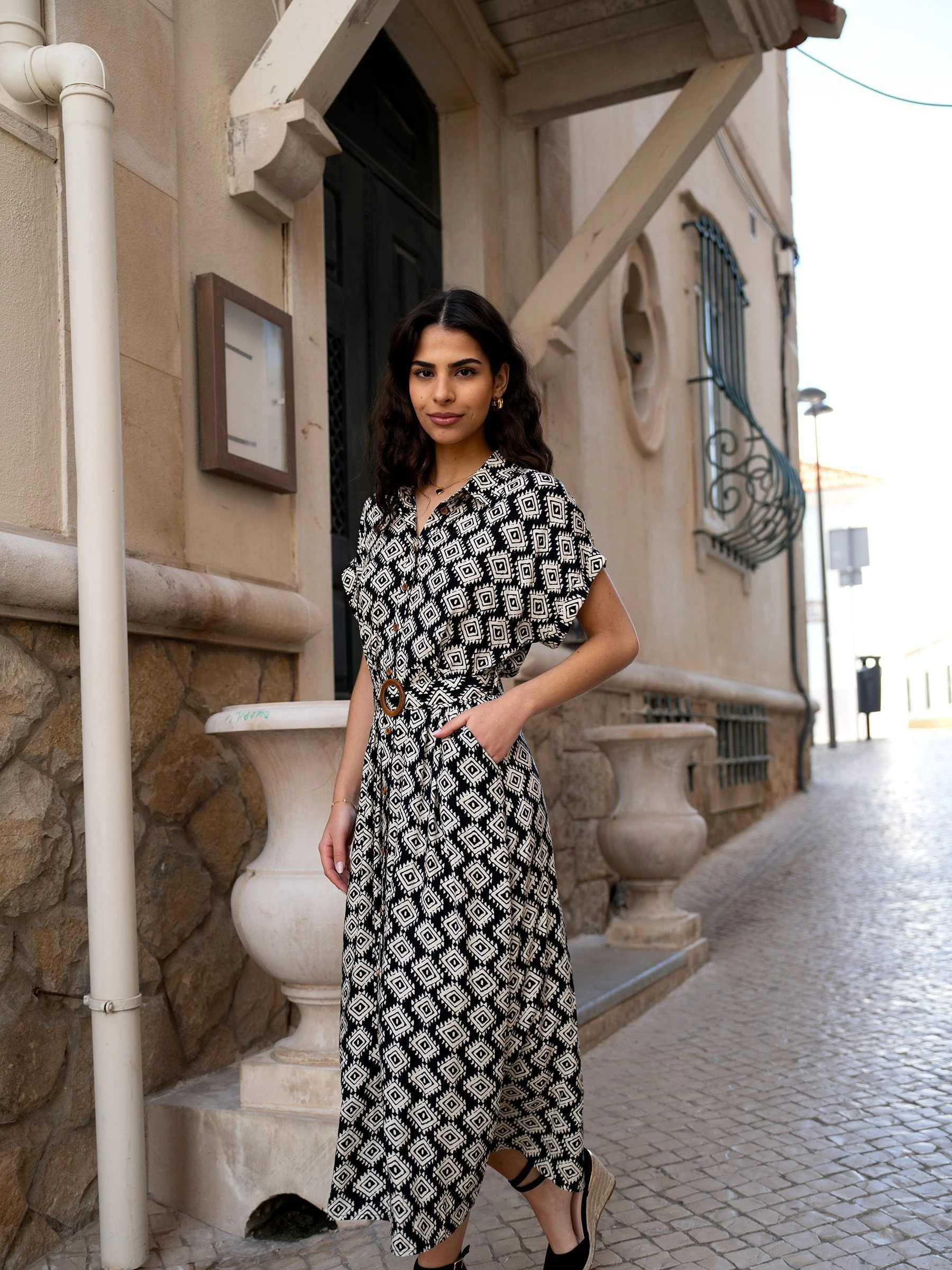 Yumi Black Viscose Midi Shirt Dress With Matching Belt