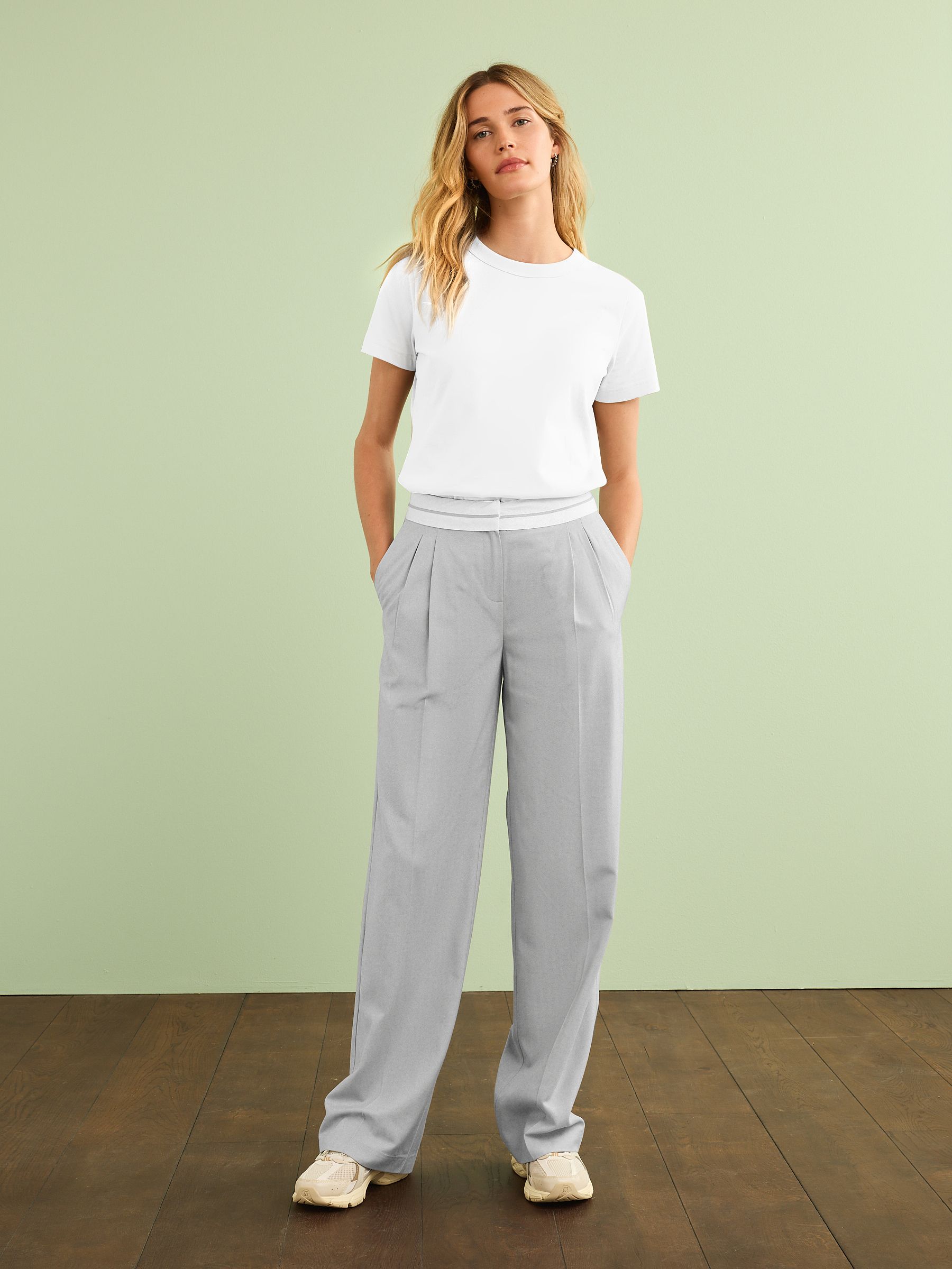 White Essential Pure Cotton Short Sleeve Crew Neck T-Shirt